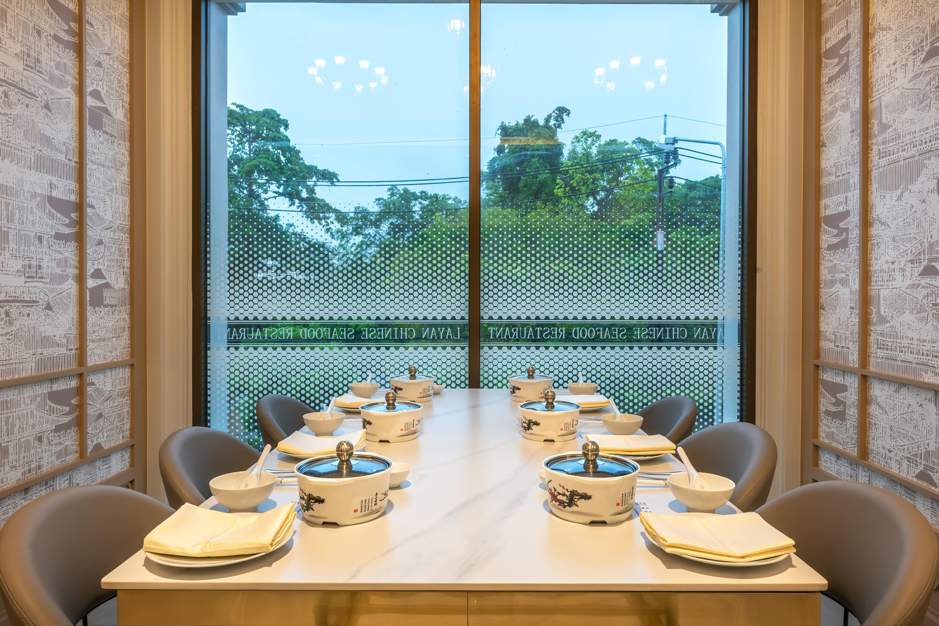 Restaurant A.z.sunrise Resort And Fitness Club