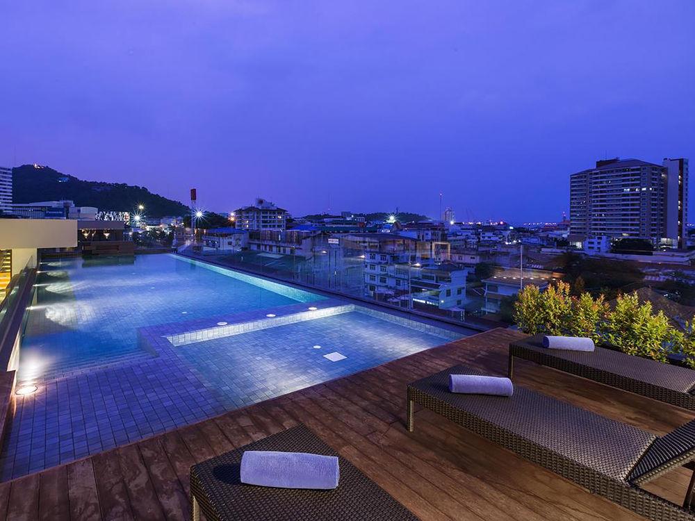 Vista Piscina Citadines Grand Central Sri Racha