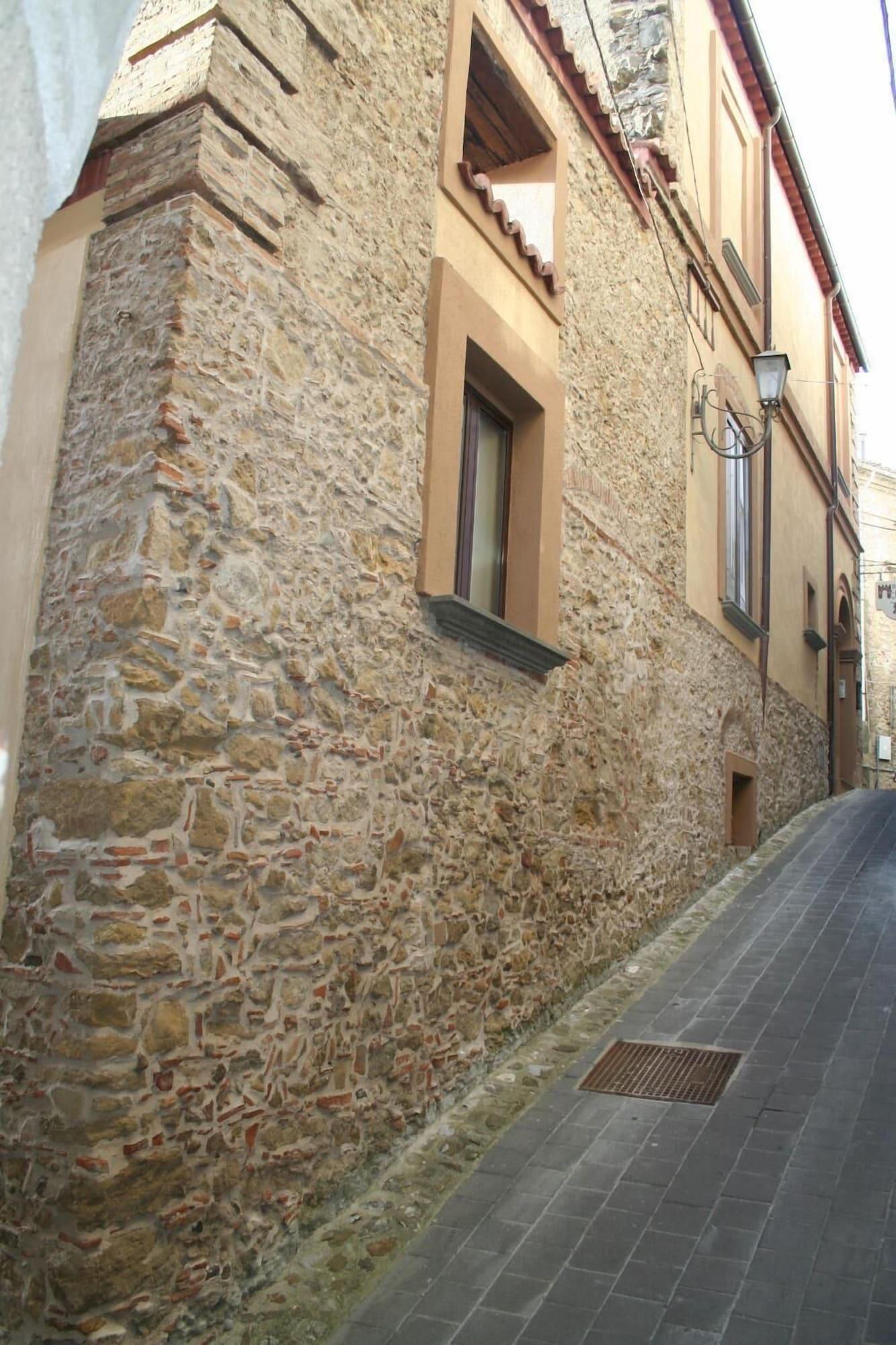 Vista Exterior B&B del Borgo