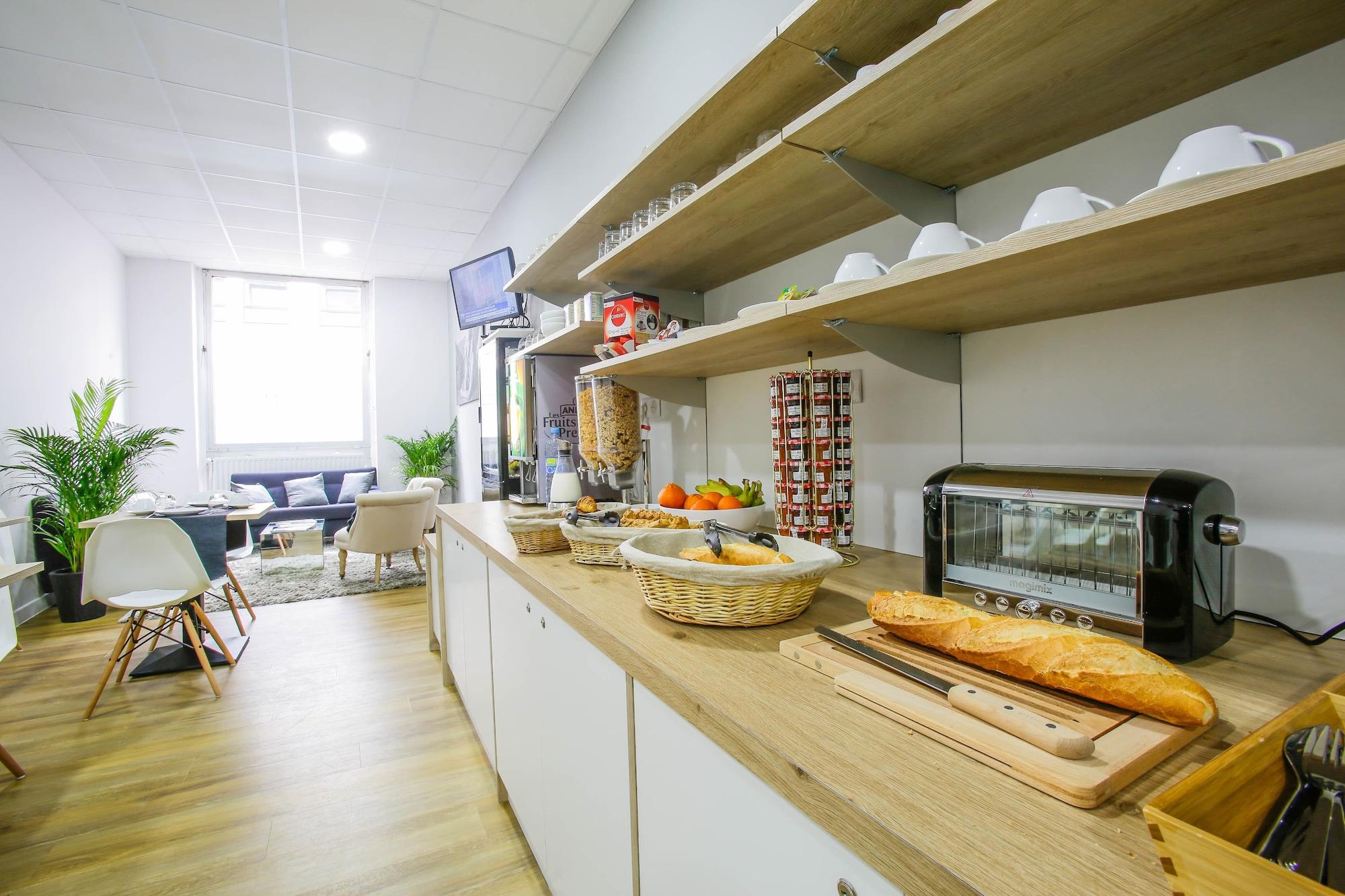 Restaurant CALM Appart' & Hostel