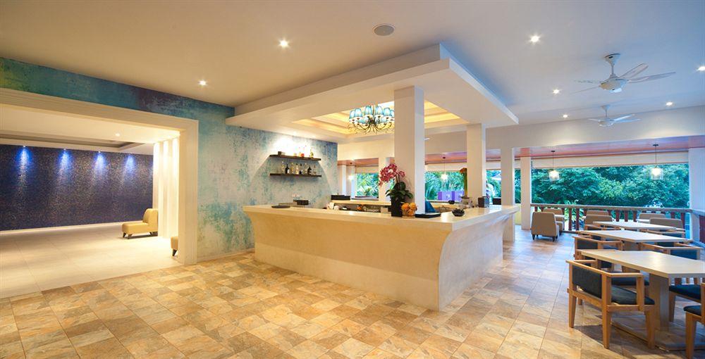 Restaurant Grand Bleu Ocean View Pool Suite