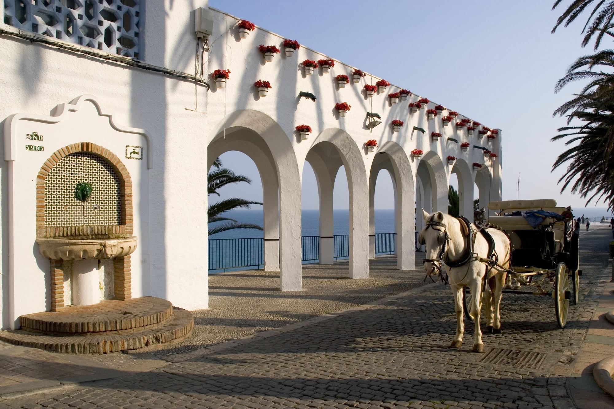 Vista Exterior Plaza Cavana