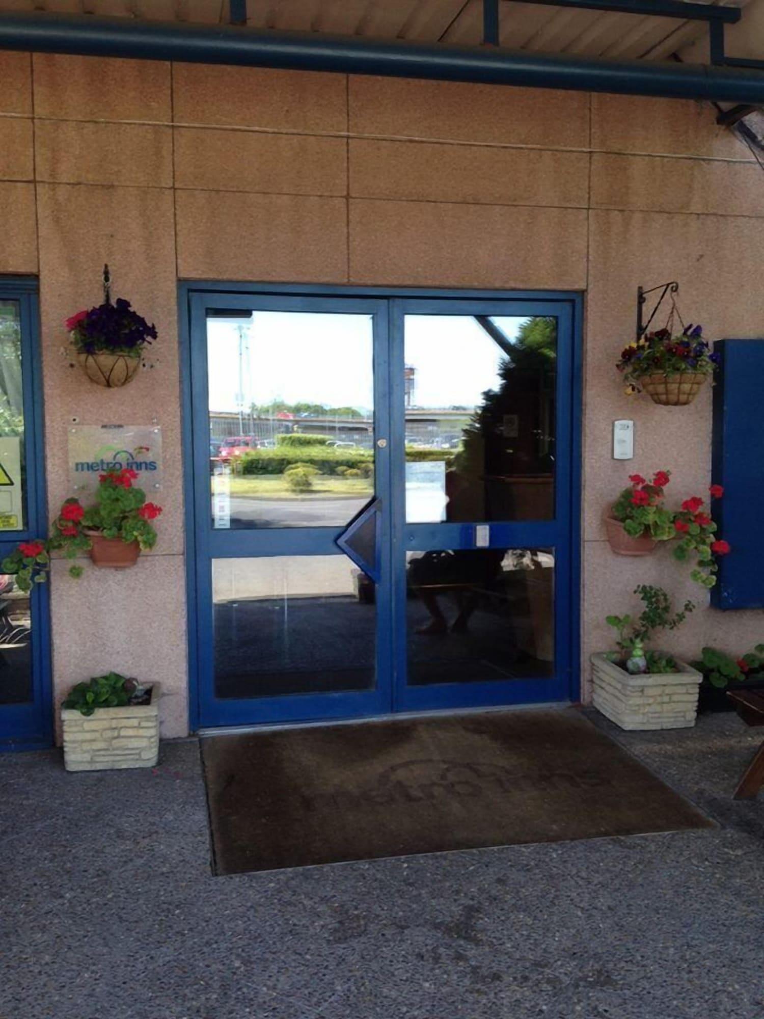 Vista Exterior Metro Inns Teesside