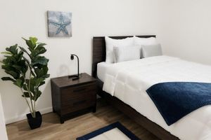 Alquiler Vacacional - STUNNING RUNYON CANYON BLUE OASIS ****** — Hollywood