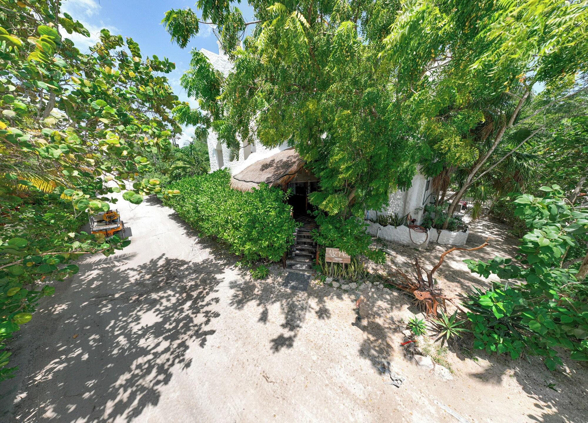 Vista Exterior Hotel Ak'Na Holbox