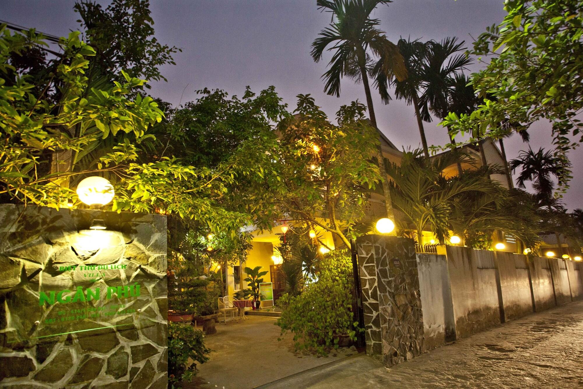 Vista Lobby Ngan Phu Villa