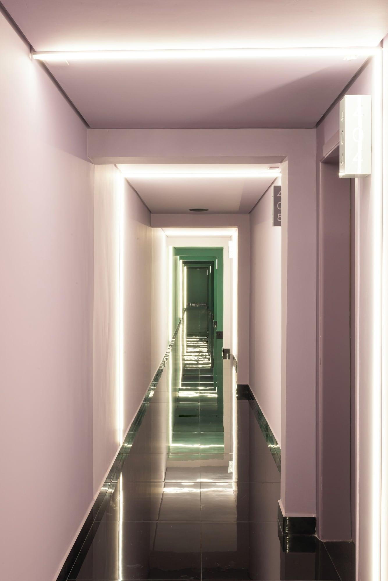 Varios Lush Motel Lapa