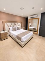 Alojamiento - Hotel Med 33