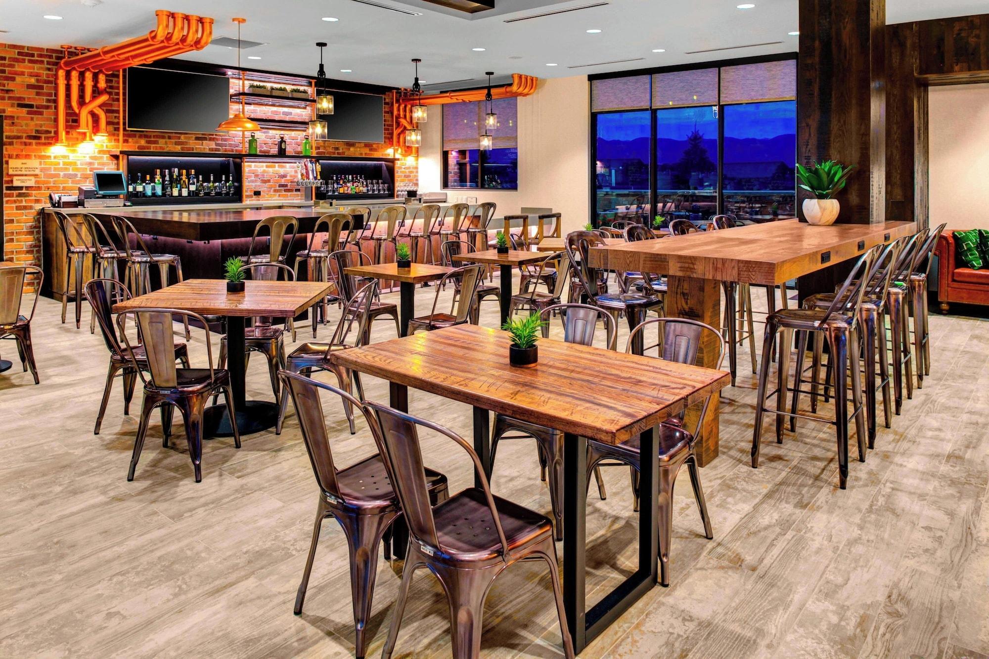 Restaurant SpringHill Suites by Marriott Bozeman