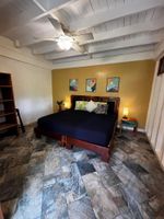 Alquiler Vacacional - 4 bedroom, 4 bath, beachfront island retreat on Bluff Beach, Bocas Del Toro.