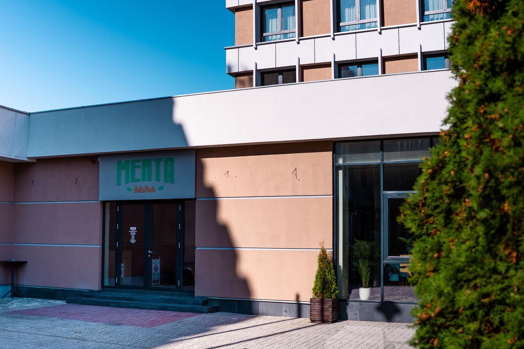Vista Exterior Hotel Tarnava