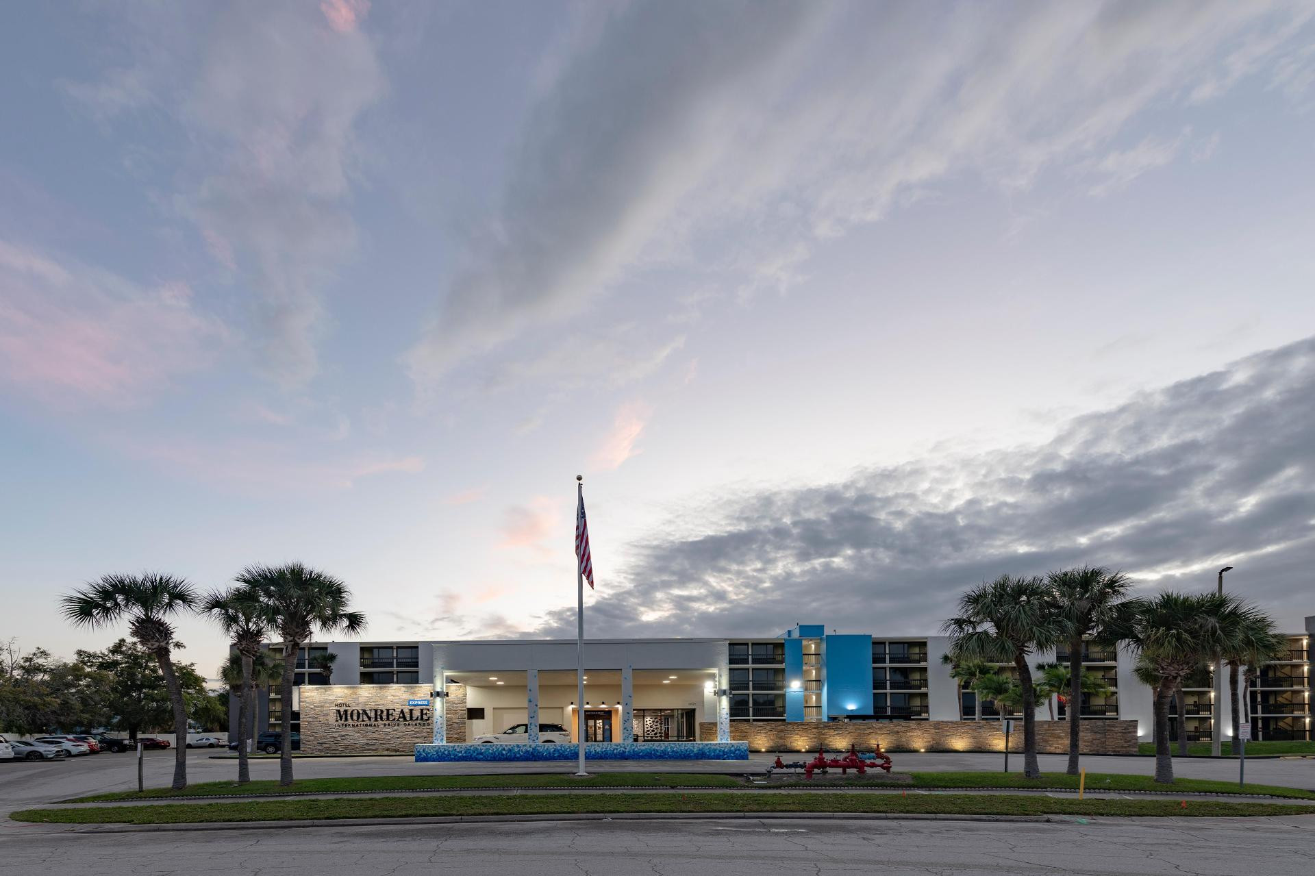 Vista Exterior Hotel Monreale Express International Drive Orlando