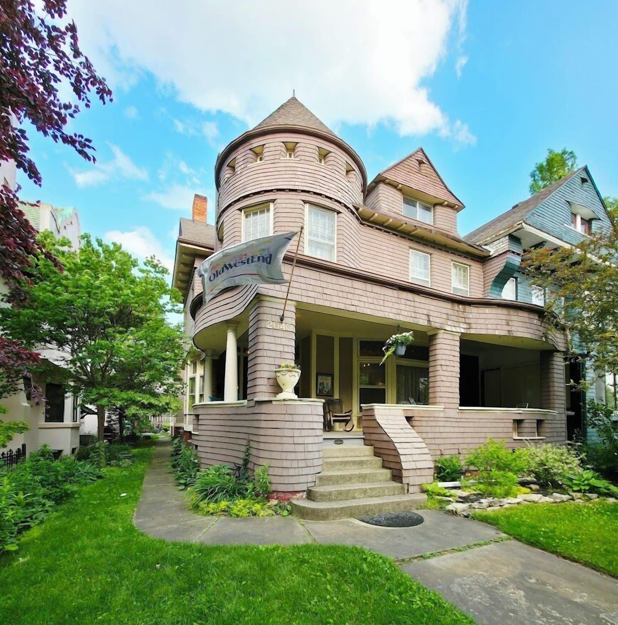 Varios The Kings Throne Inn and Guest House