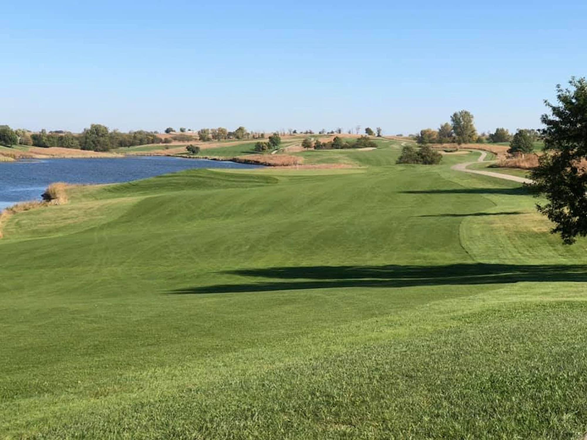 Campo de Golf Cobblestone Inn & Suites - Maryville