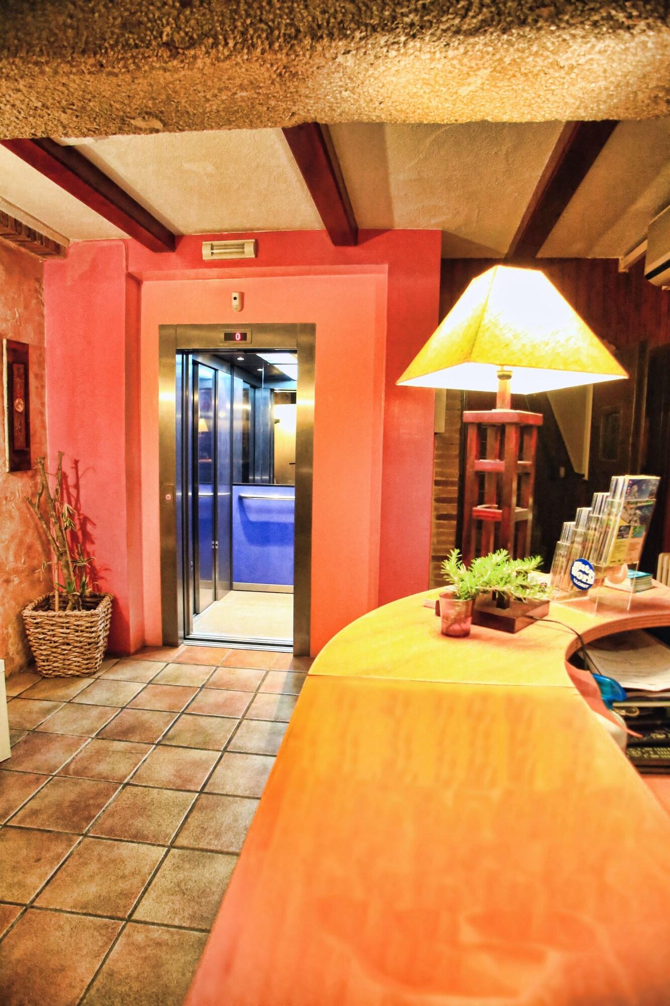 Vista Lobby Hostal Isabel