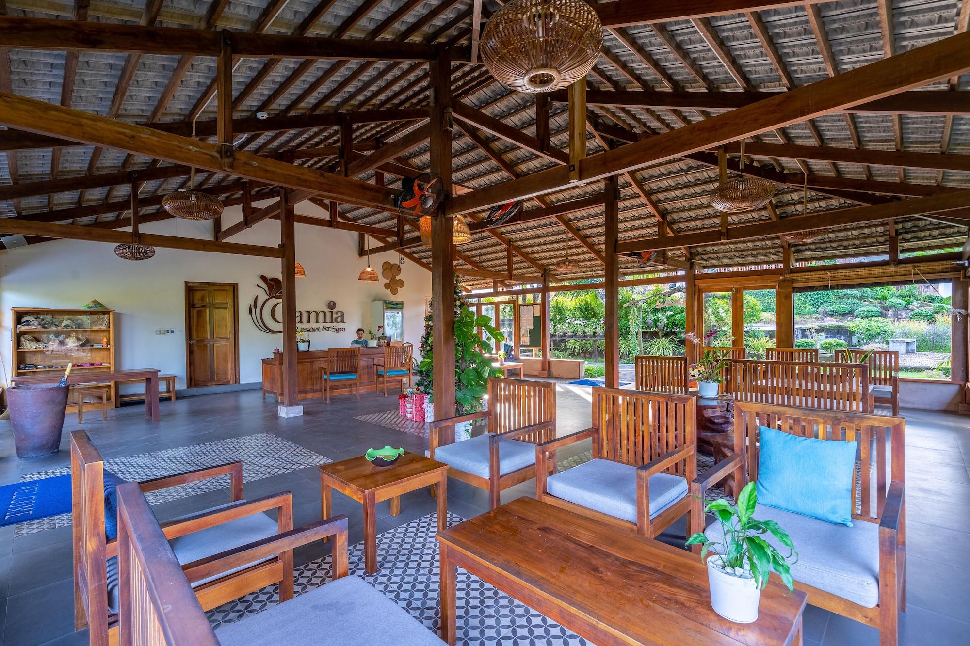 Vista Lobby Camia Resort & Spa