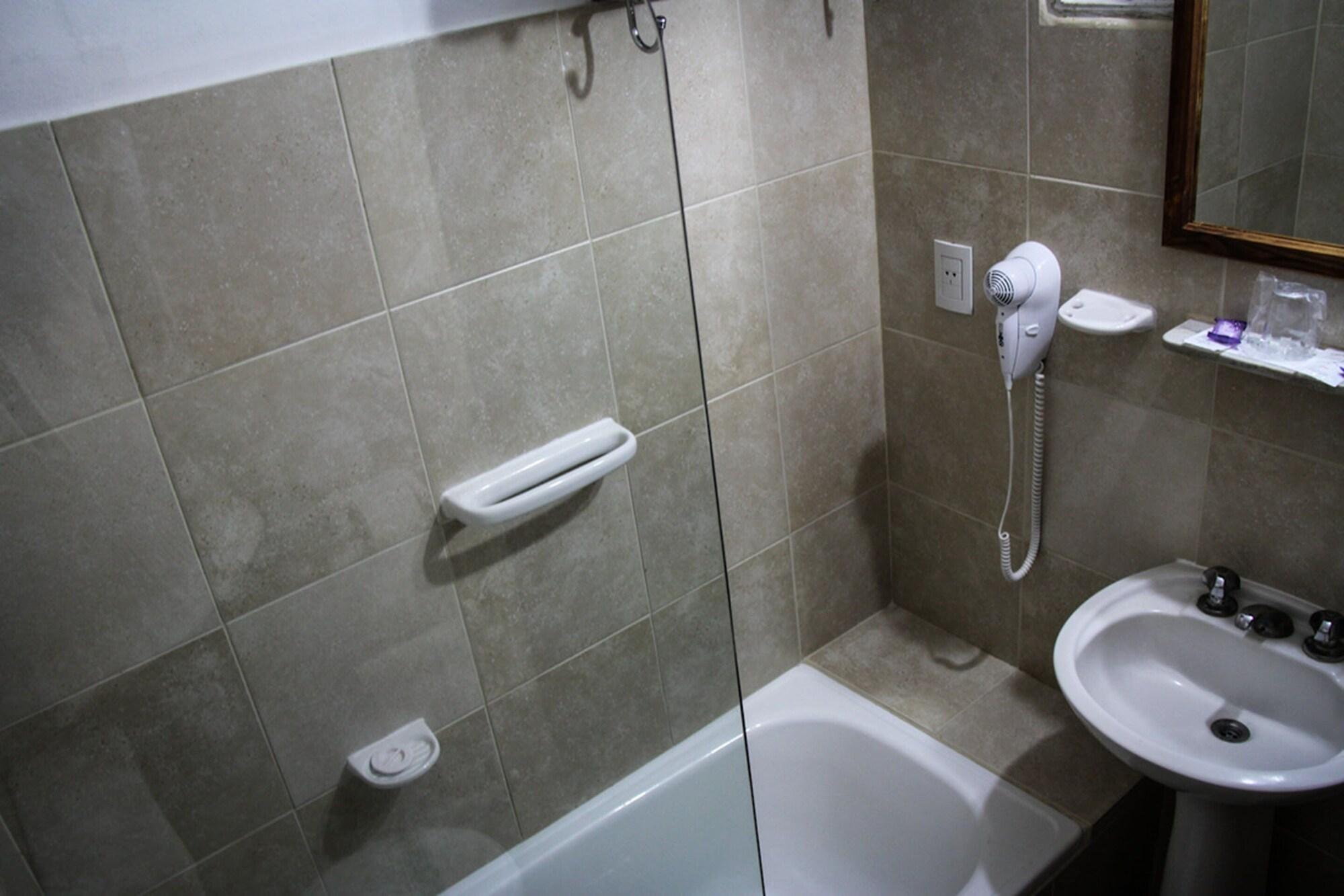 Equipamiento de Habitación Hotel Menossi