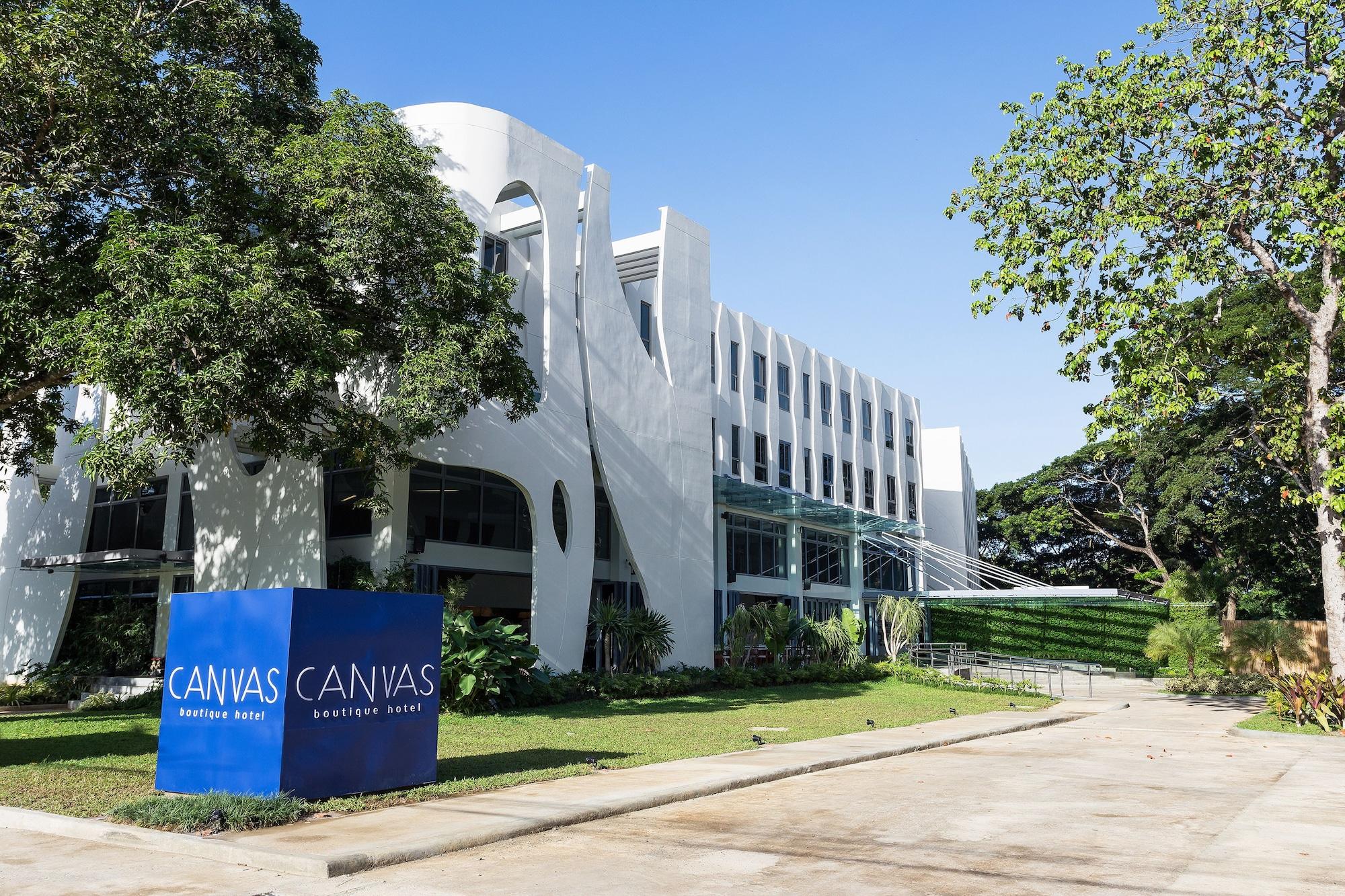 Vista Exterior Canvas Boutique Hotel