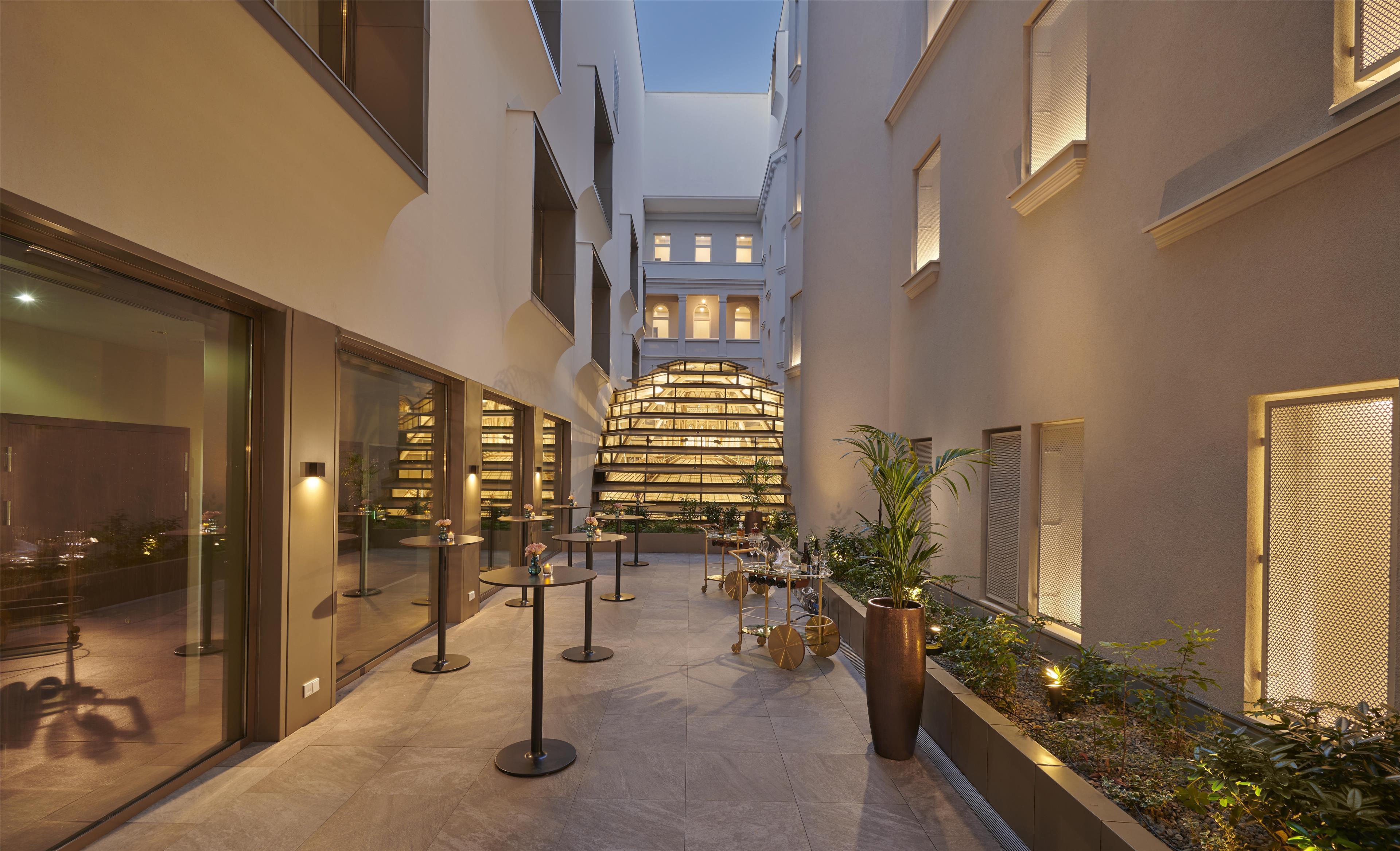 Instalaciones Recreativas Párisi Udvar Hotel Budapest, part of Hyatt