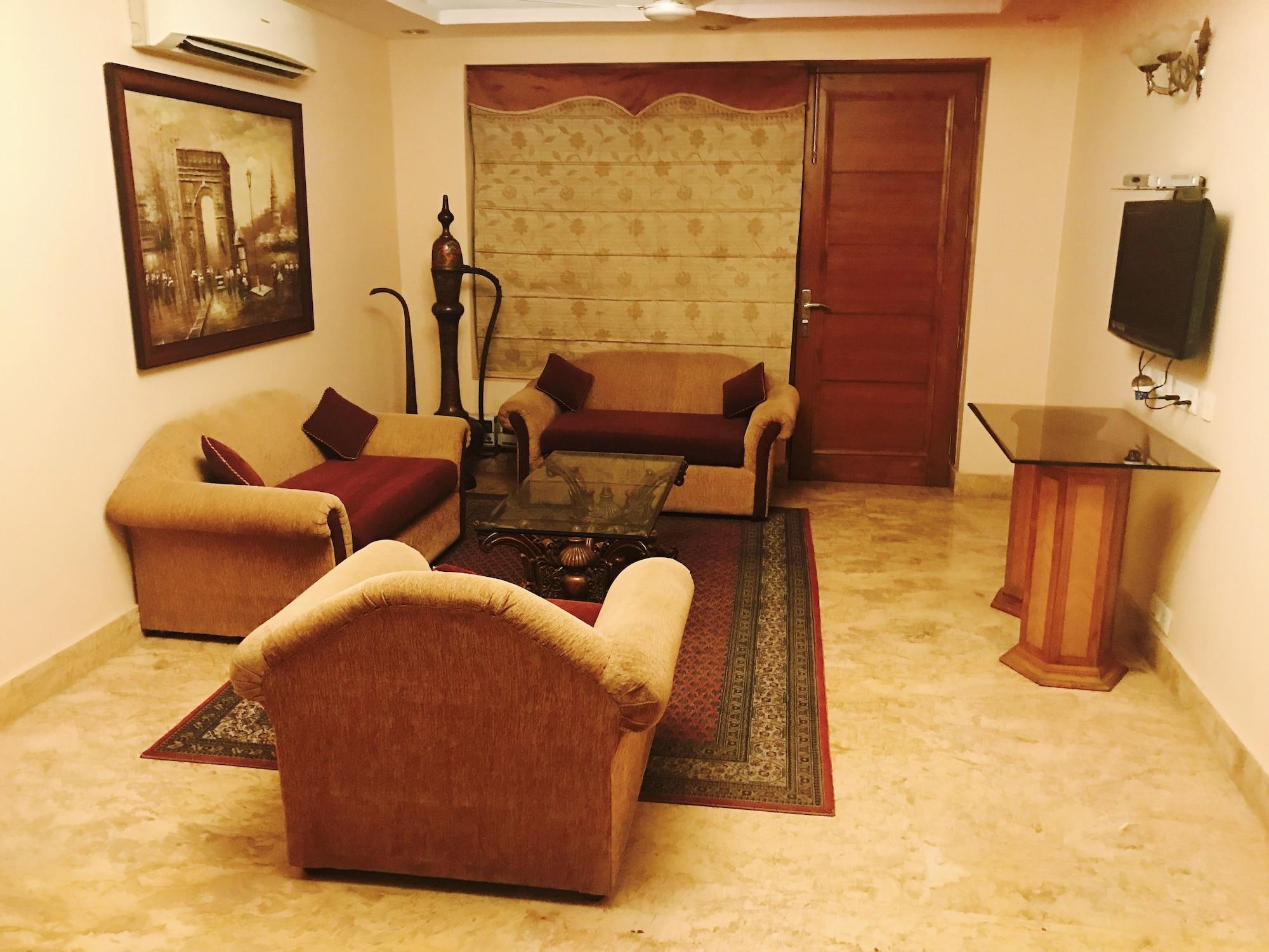 Varios Skylink Suites