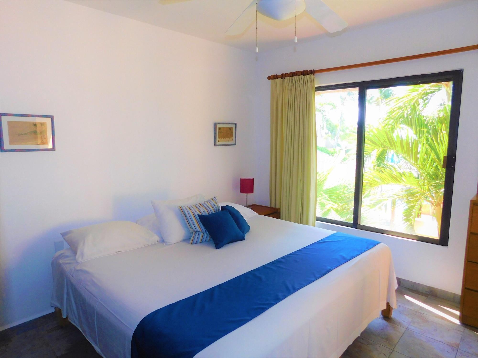 Habitación Nautibeach Condos
