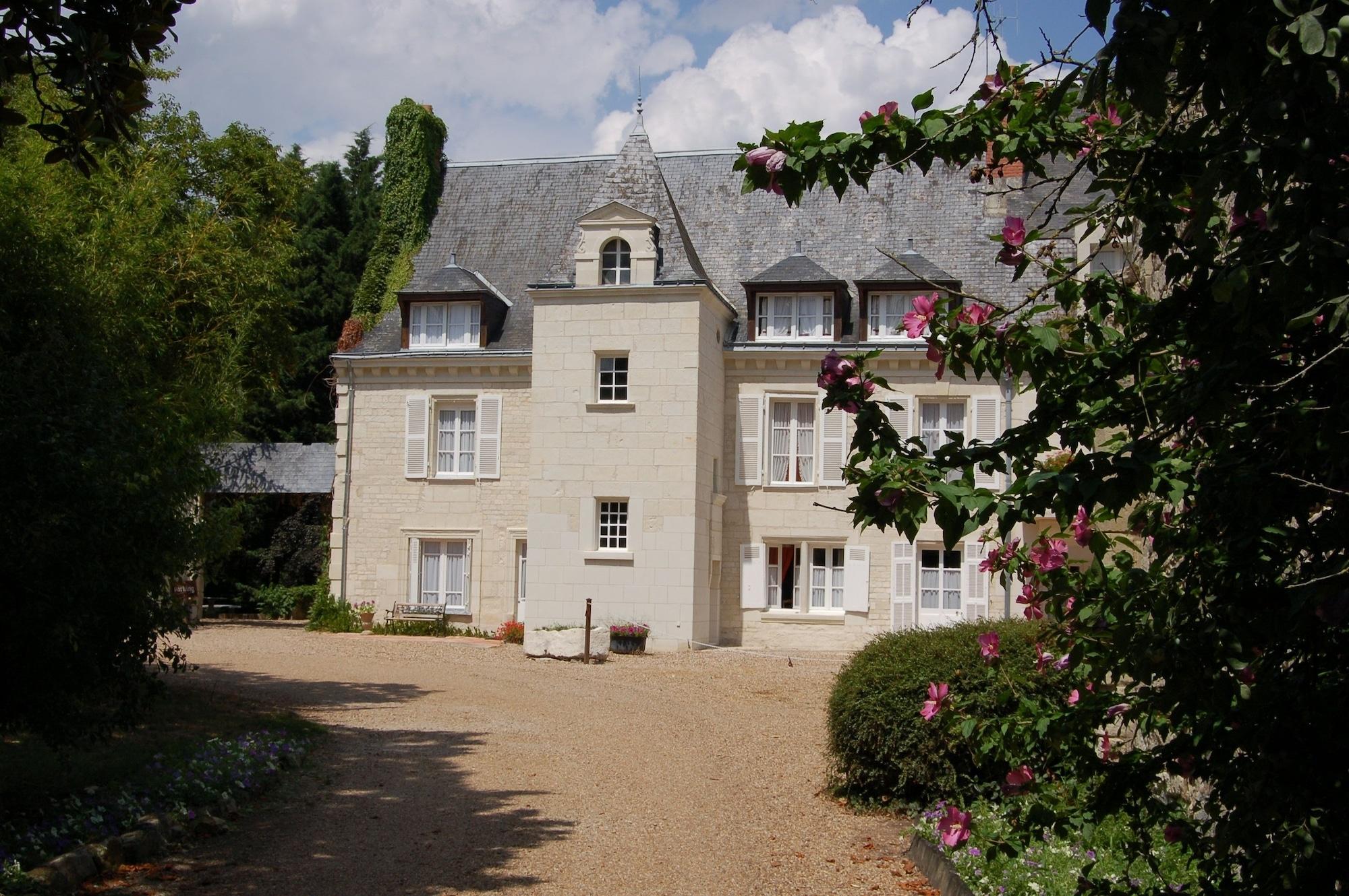 Varios Le Manoir de la Giraudière