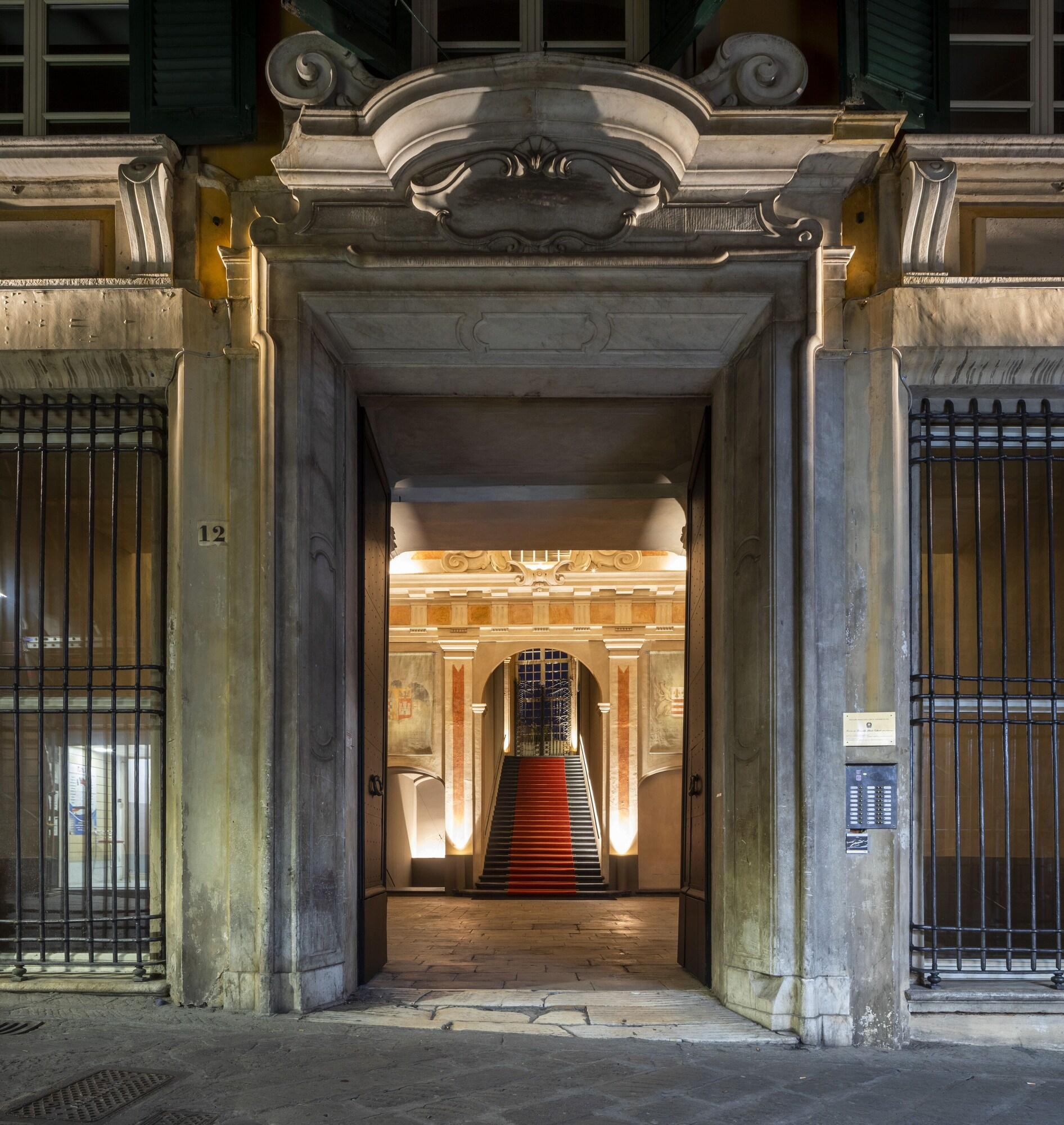 Vista Exterior Palazzo Durazzo Suites