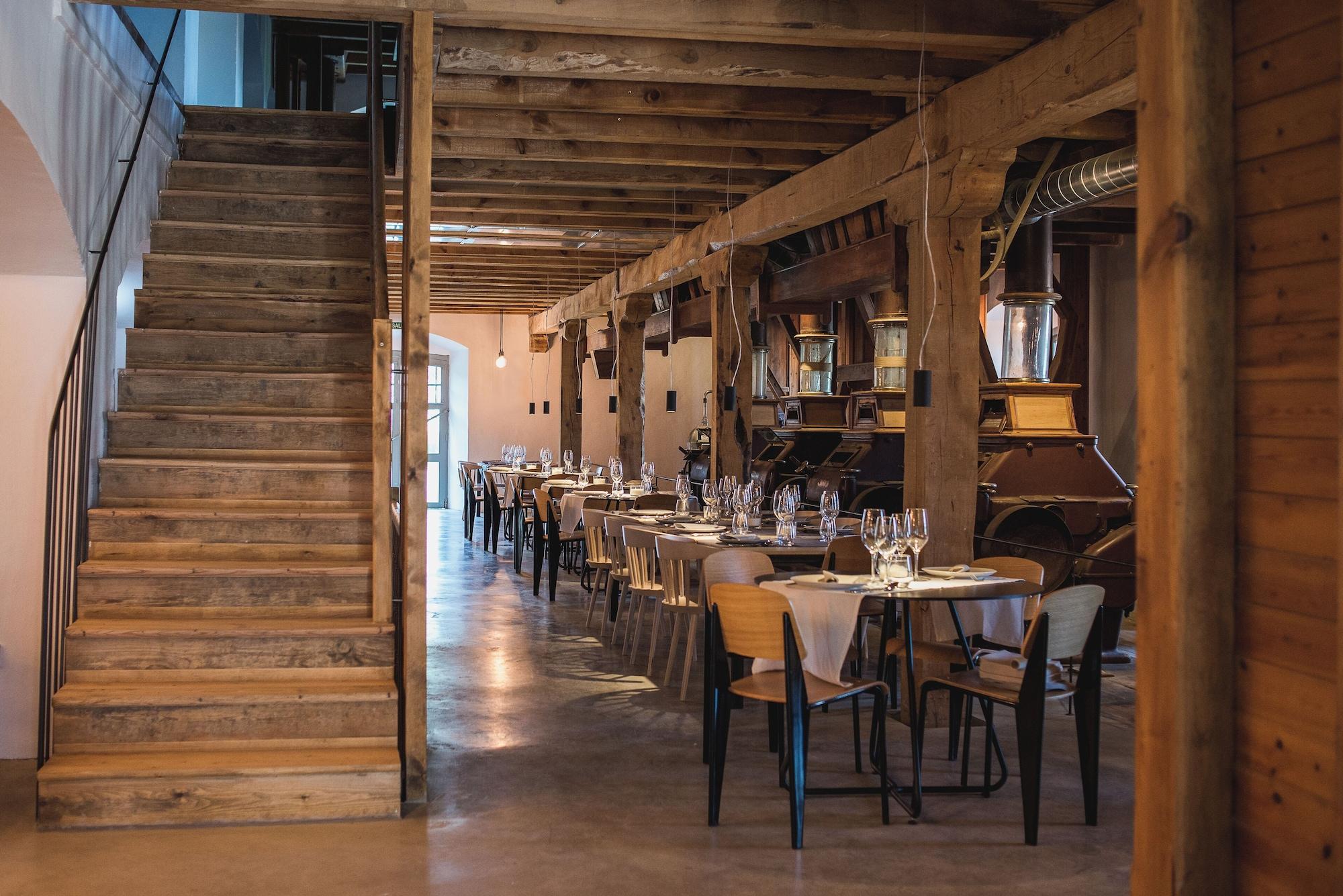 Restaurant La Fabrica del Canal