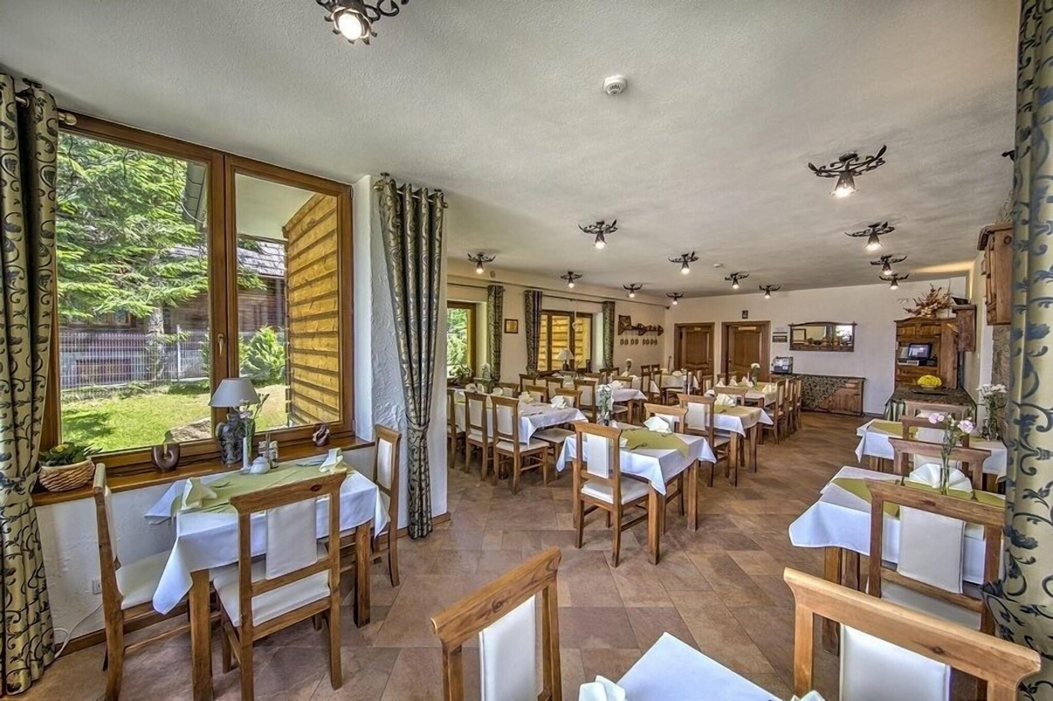 Restaurant Dwór Karolówka