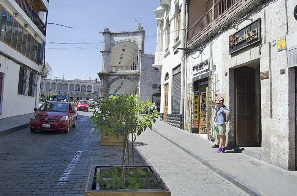 Vista Exterior Hostal Saryris