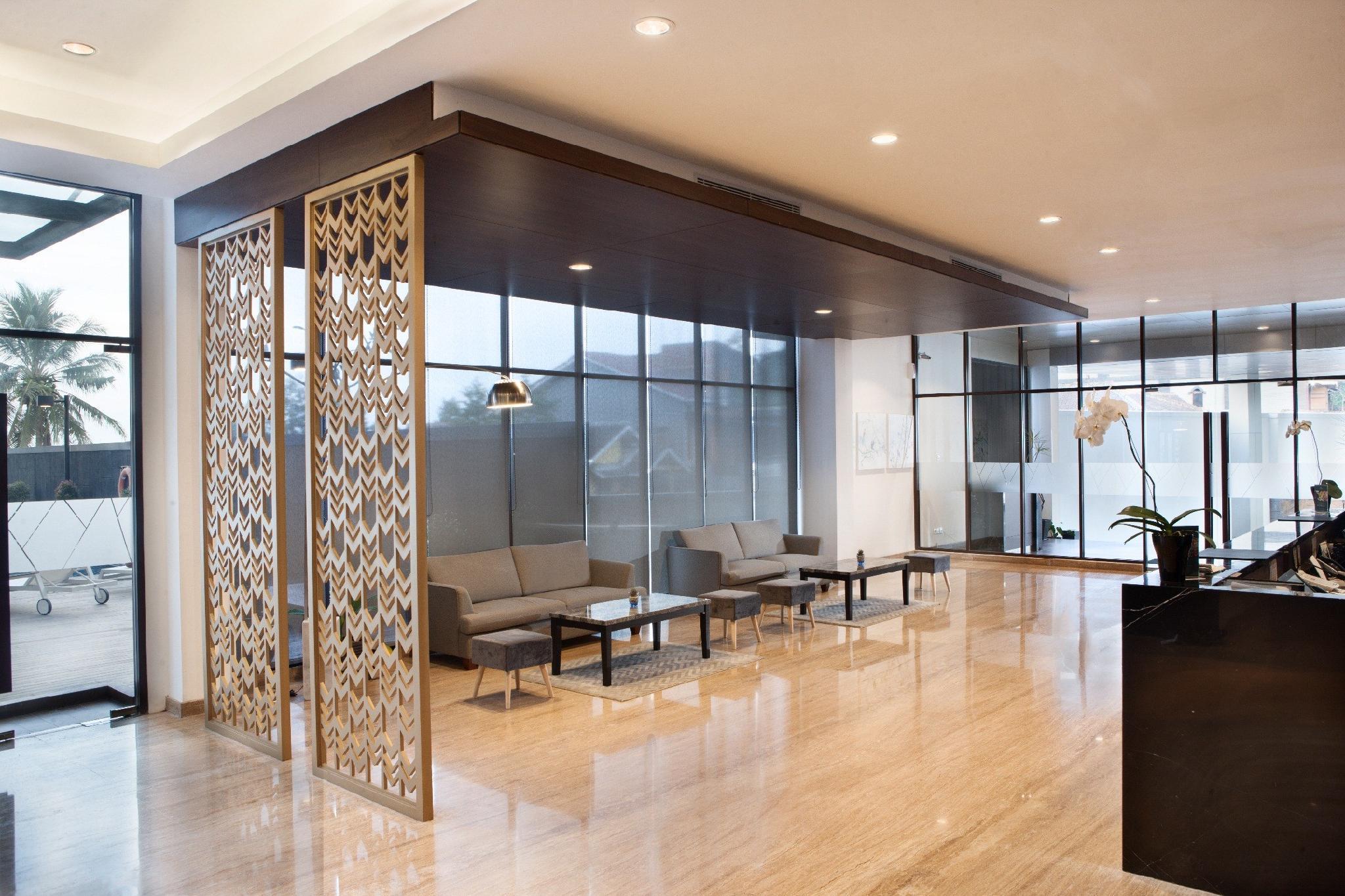 Vista Lobby Laska Hotel Sukabumi