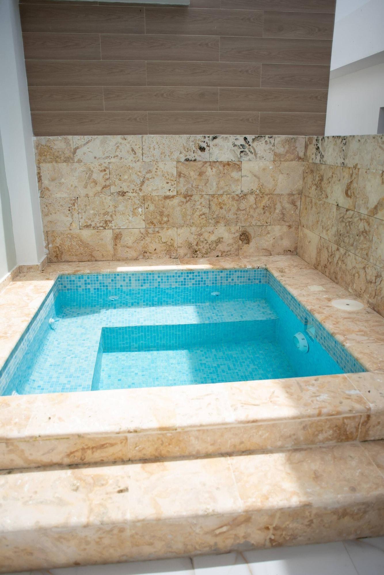 Spa Luxurious Punta Cana House 3 Bedrooms, Shared Pool, BBQ