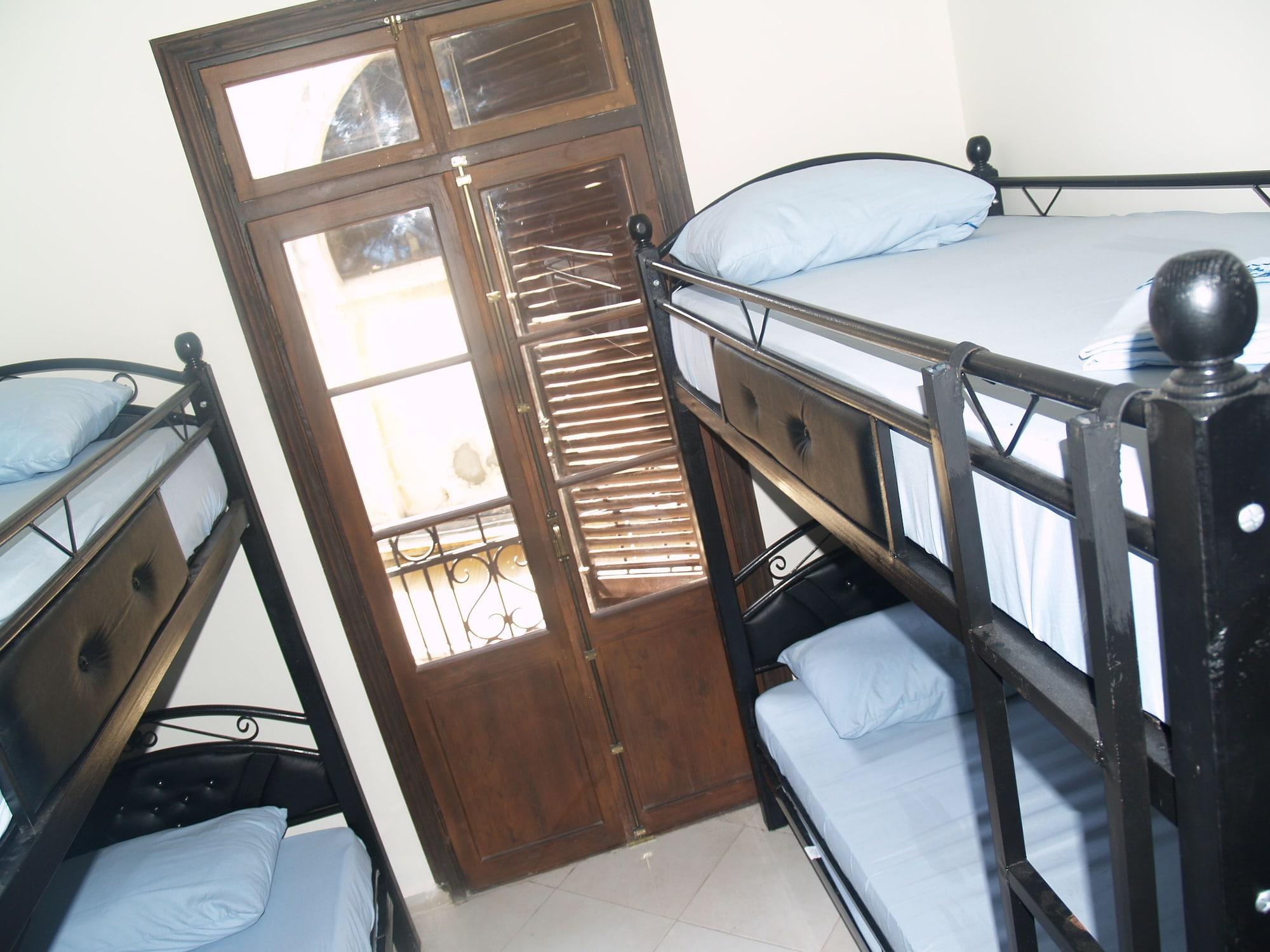 Varios TanjaLucia Hostel