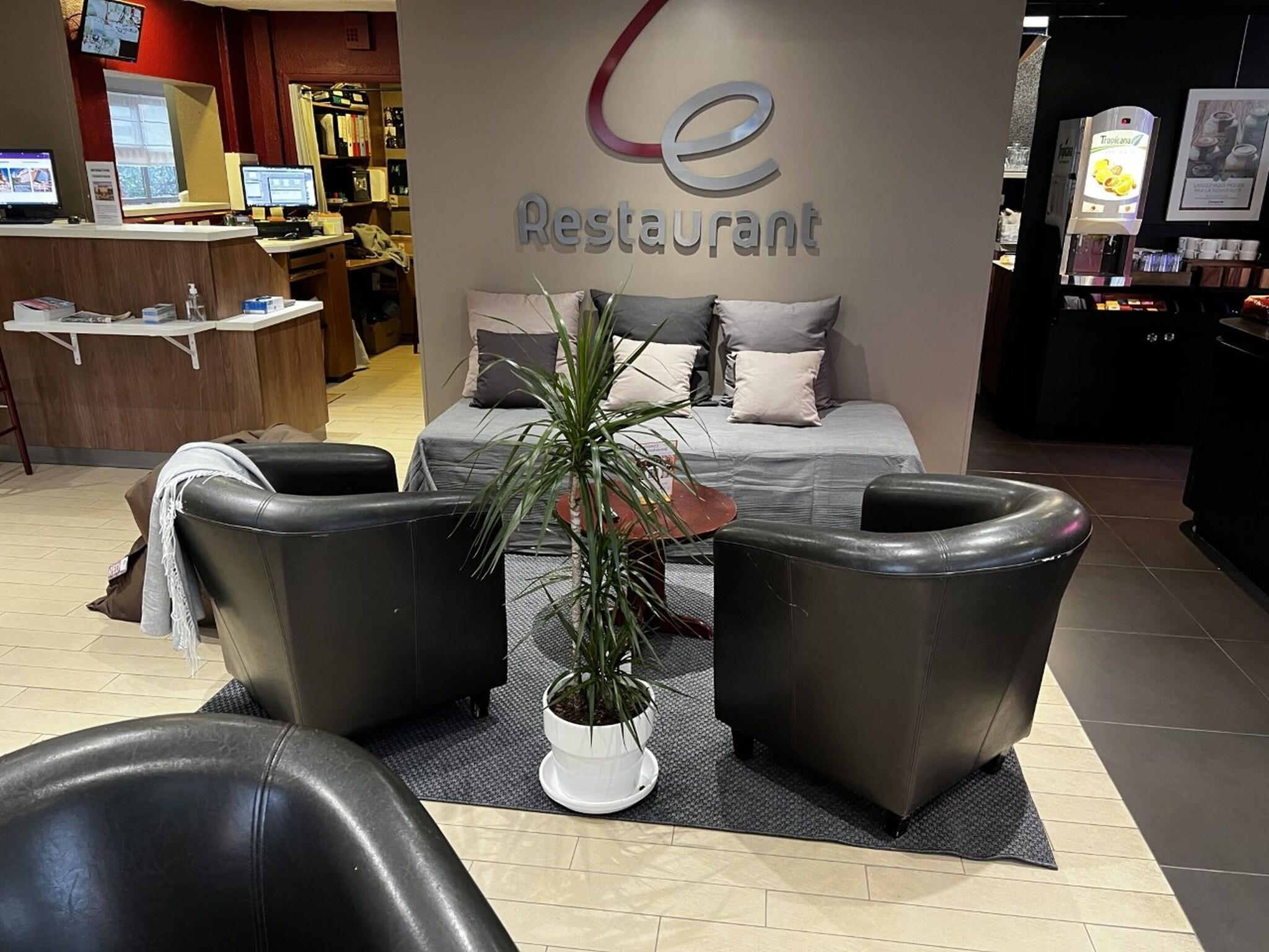 Bar/Salón Campanile Villefranche-sur-Saône