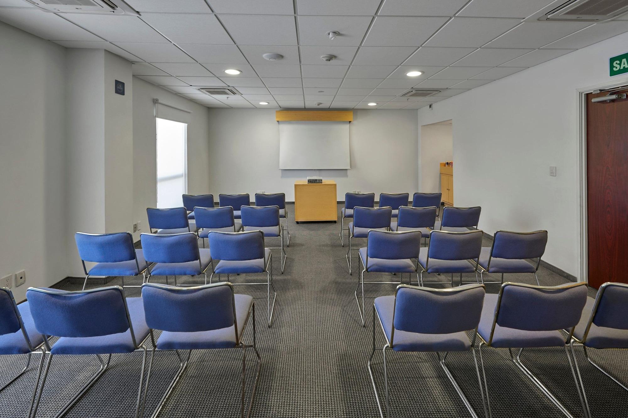 Sala de Reuniones City Express by Marriott Lazaro Cardenas