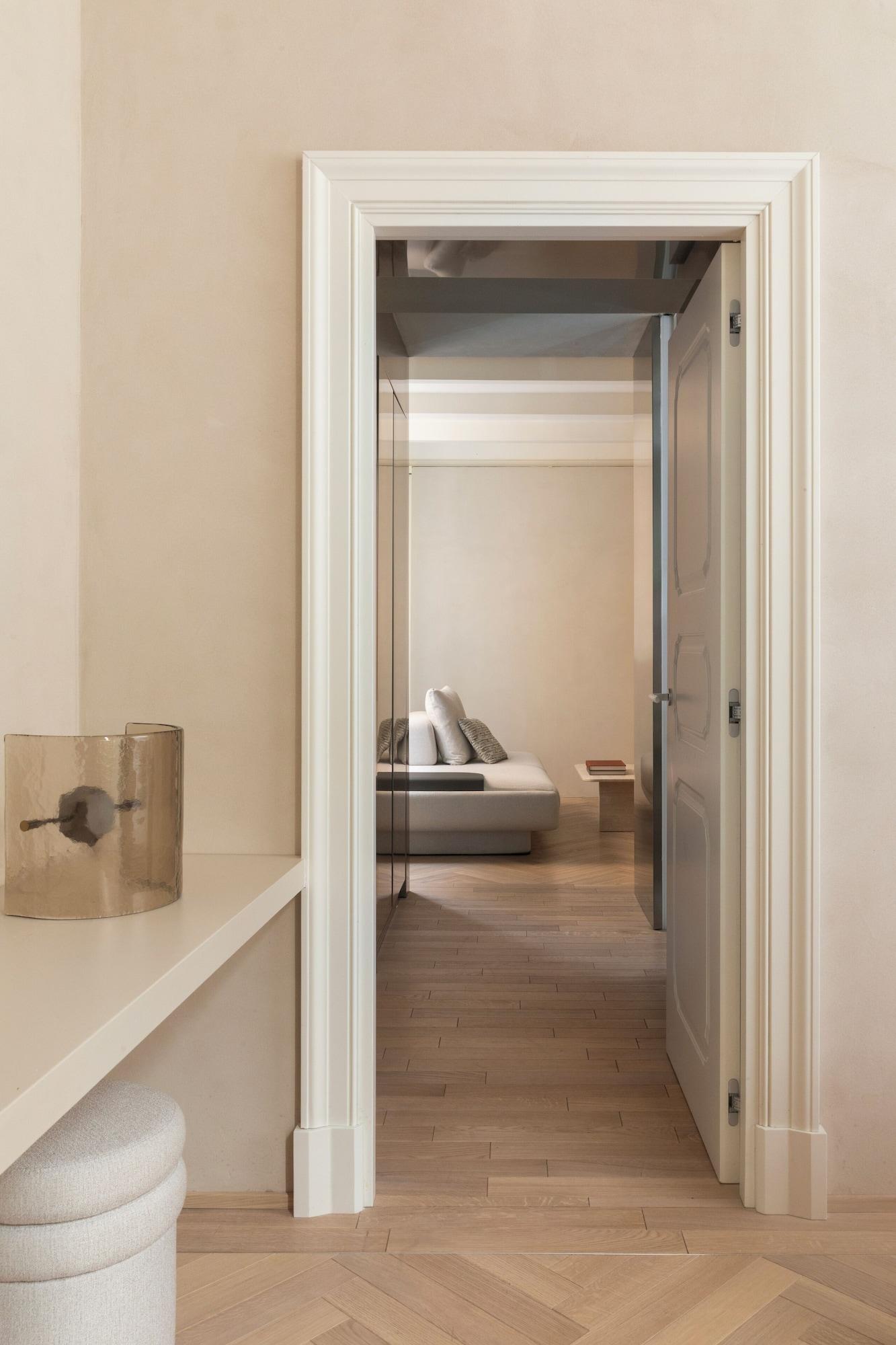 Varios Hotel Trame