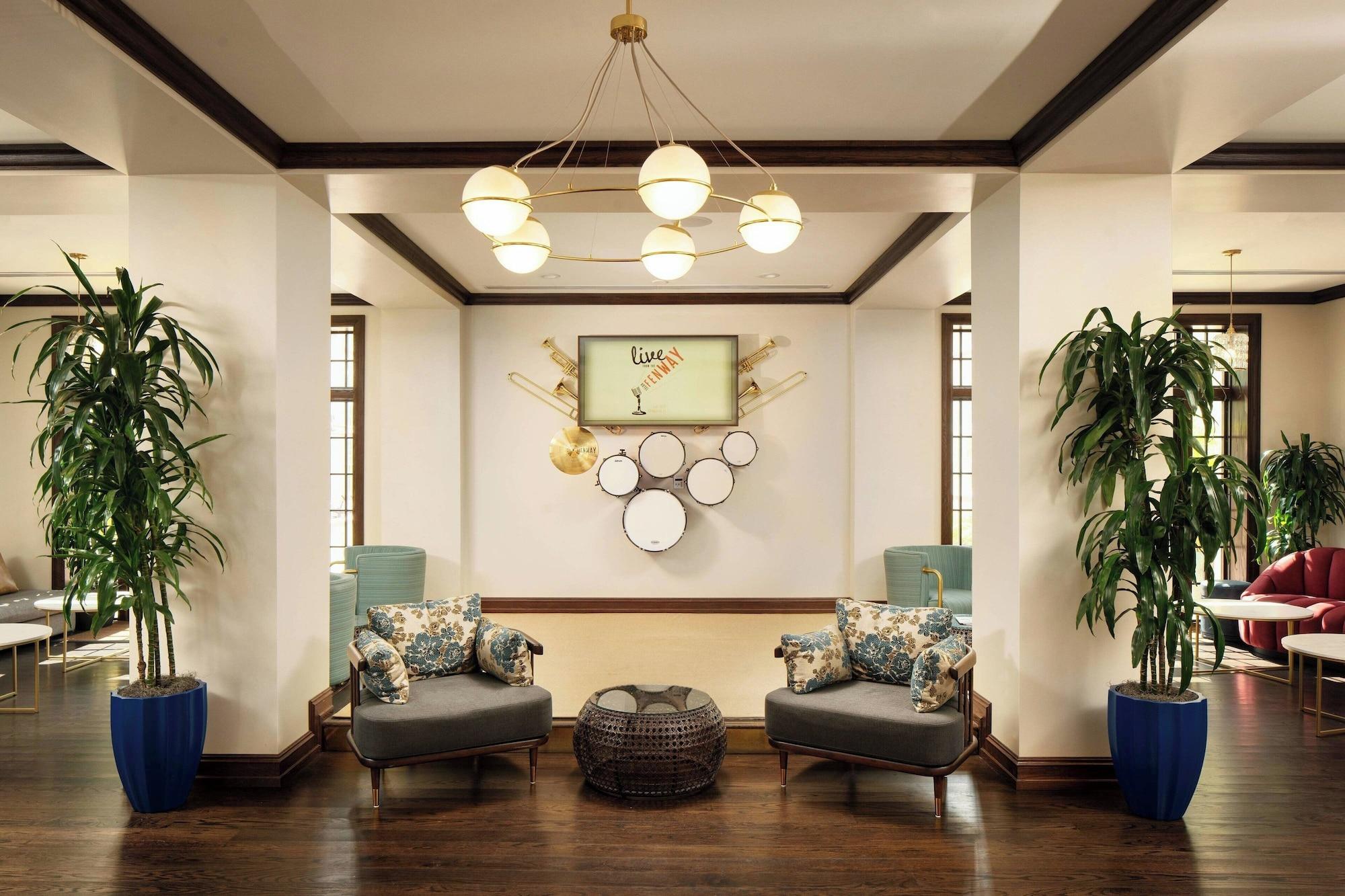 Vista Lobby Fenway Hotel Autograph Collection