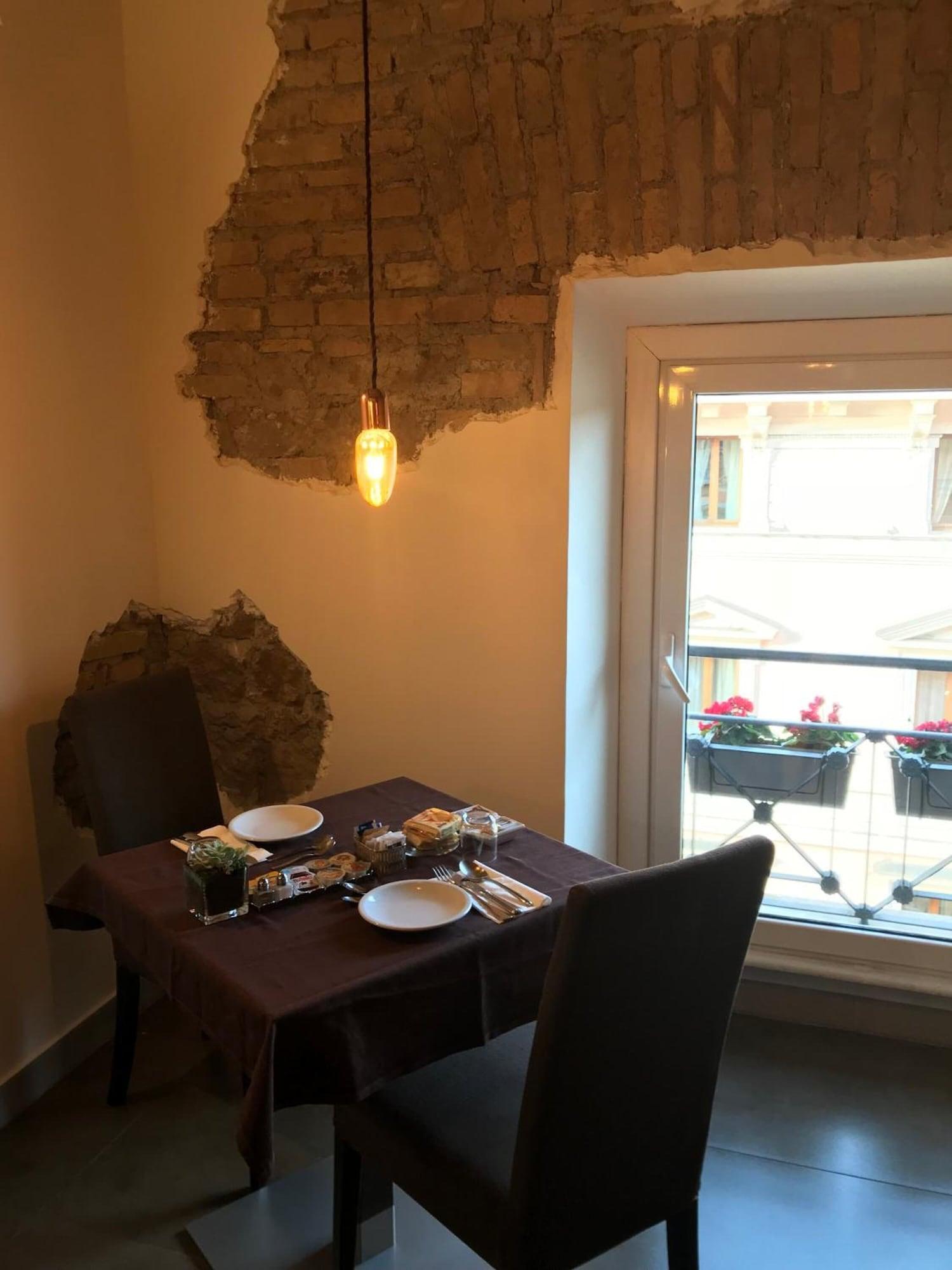 Equipamiento de Habitación Boutique Rome Inn