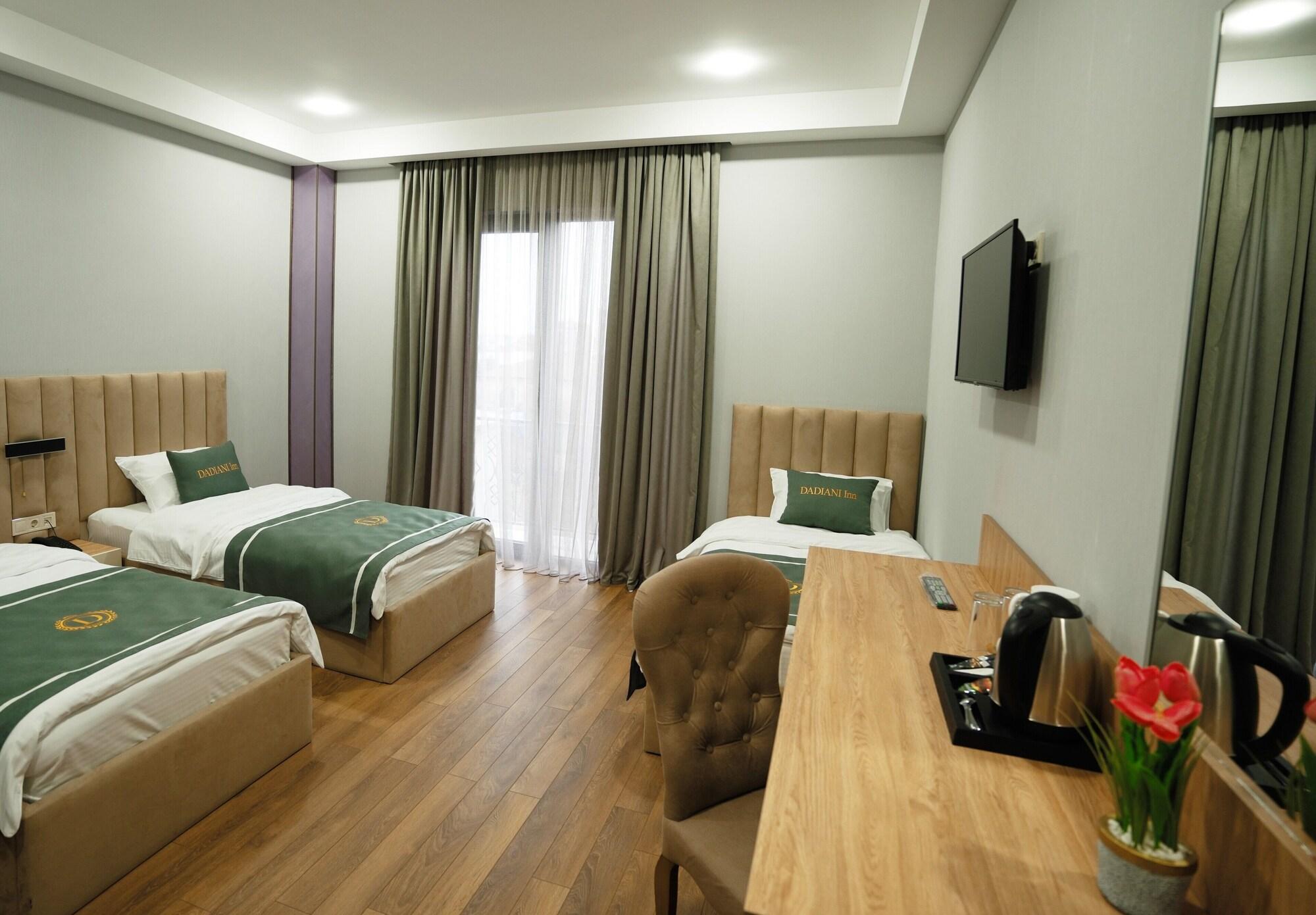 Habitación DADIANI Inn