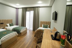 Alojamiento - DADIANI Inn