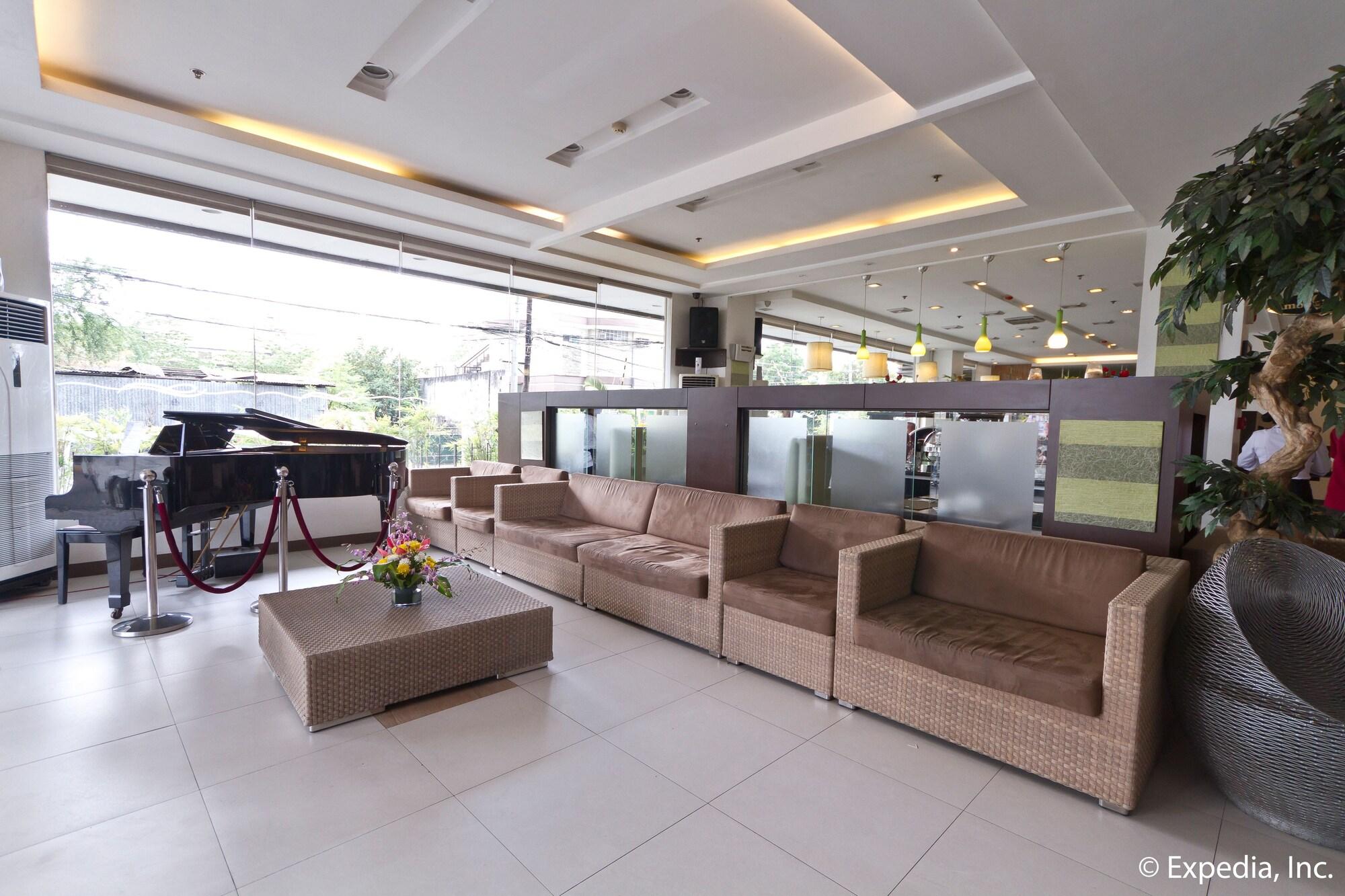 Vista Lobby Alpa City Suites