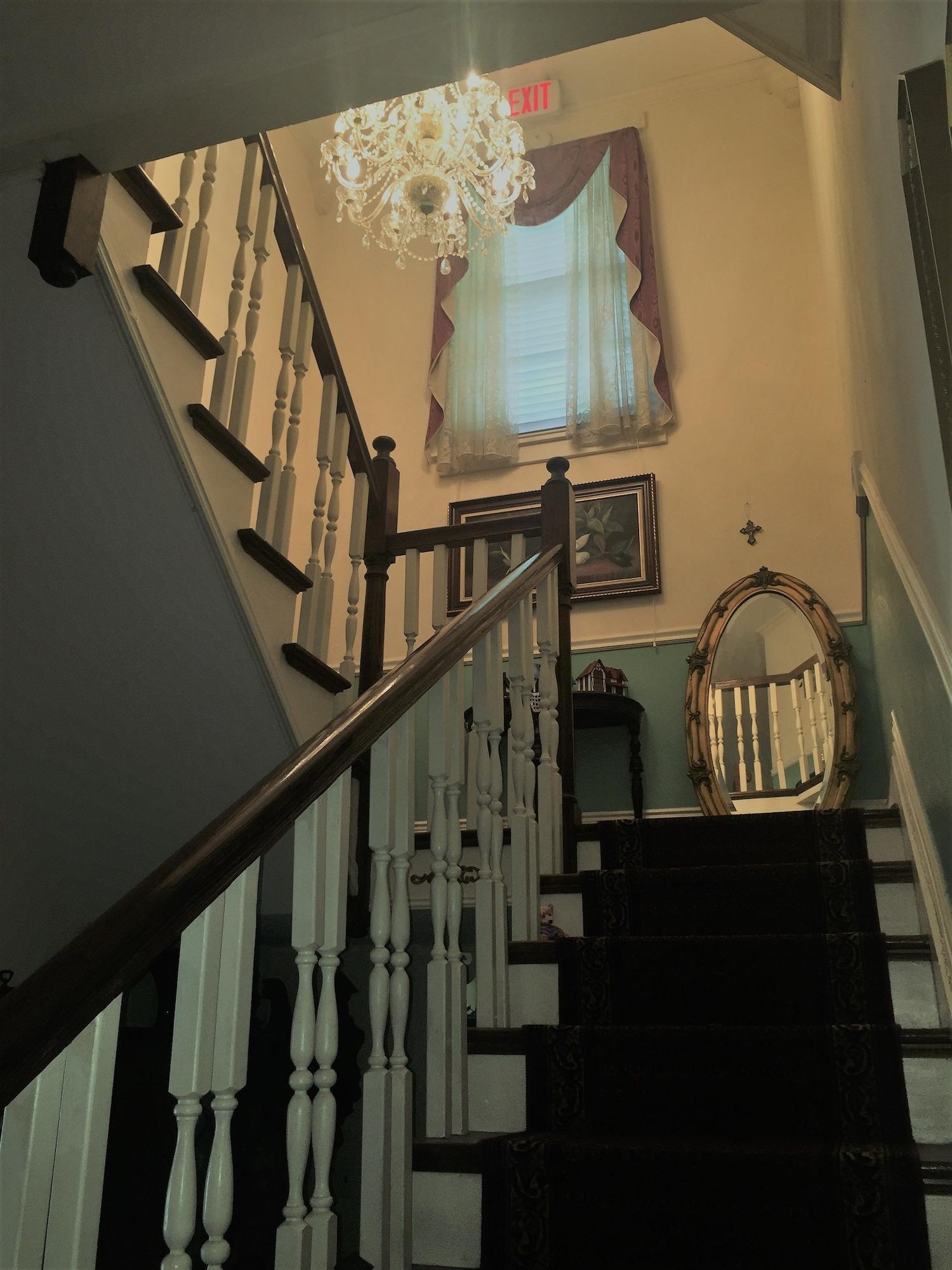 Vista Lobby Woldert-Spence Manor