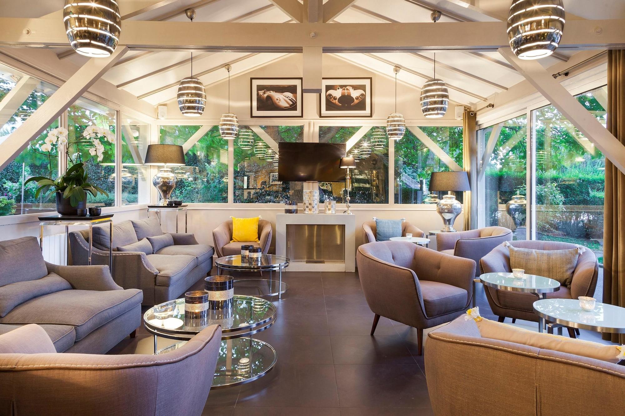 Vista Lobby Hotel Acadie Villebon-sur-Yvette