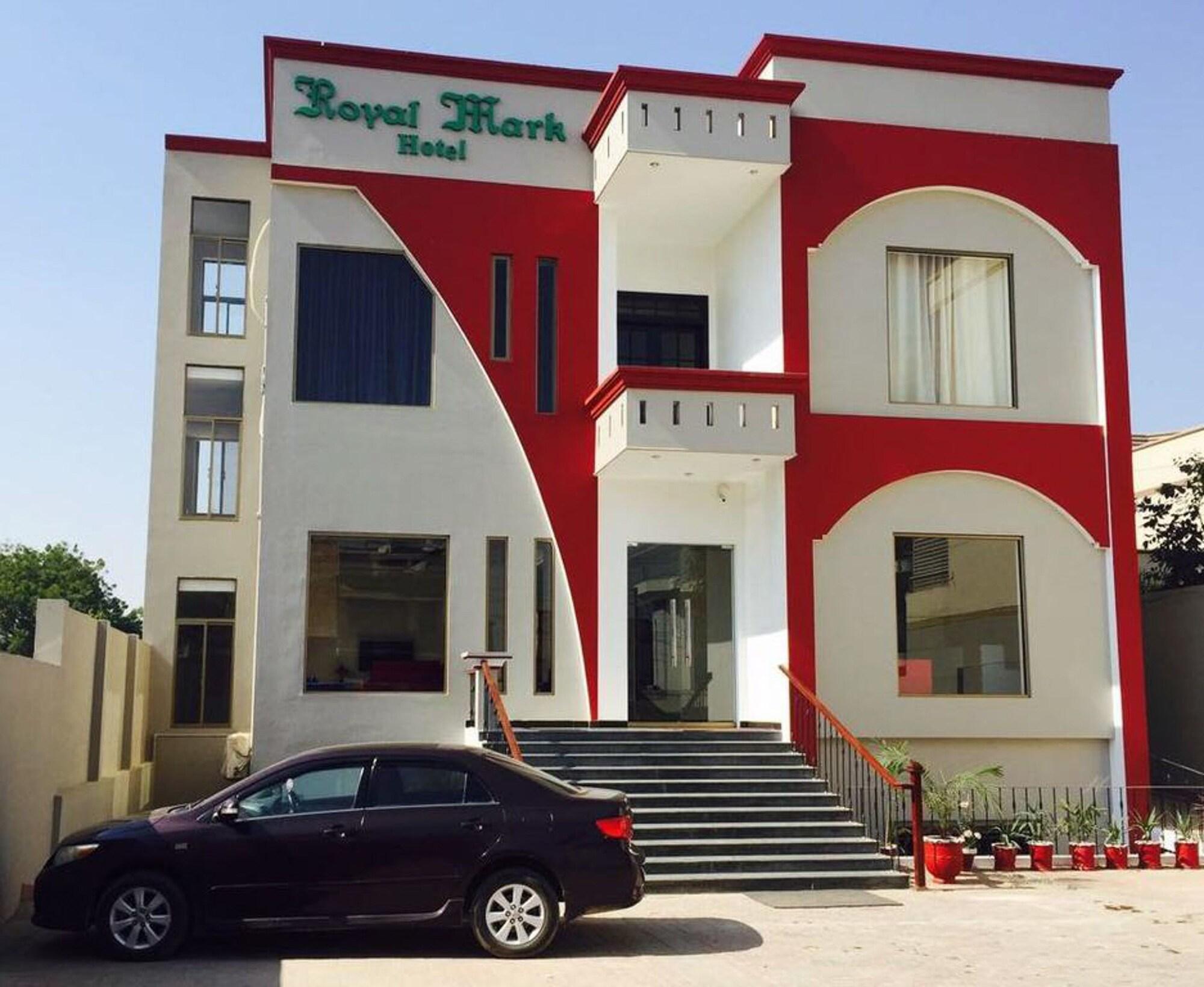Vista Exterior Royal Mark Hotel Bahawalpur