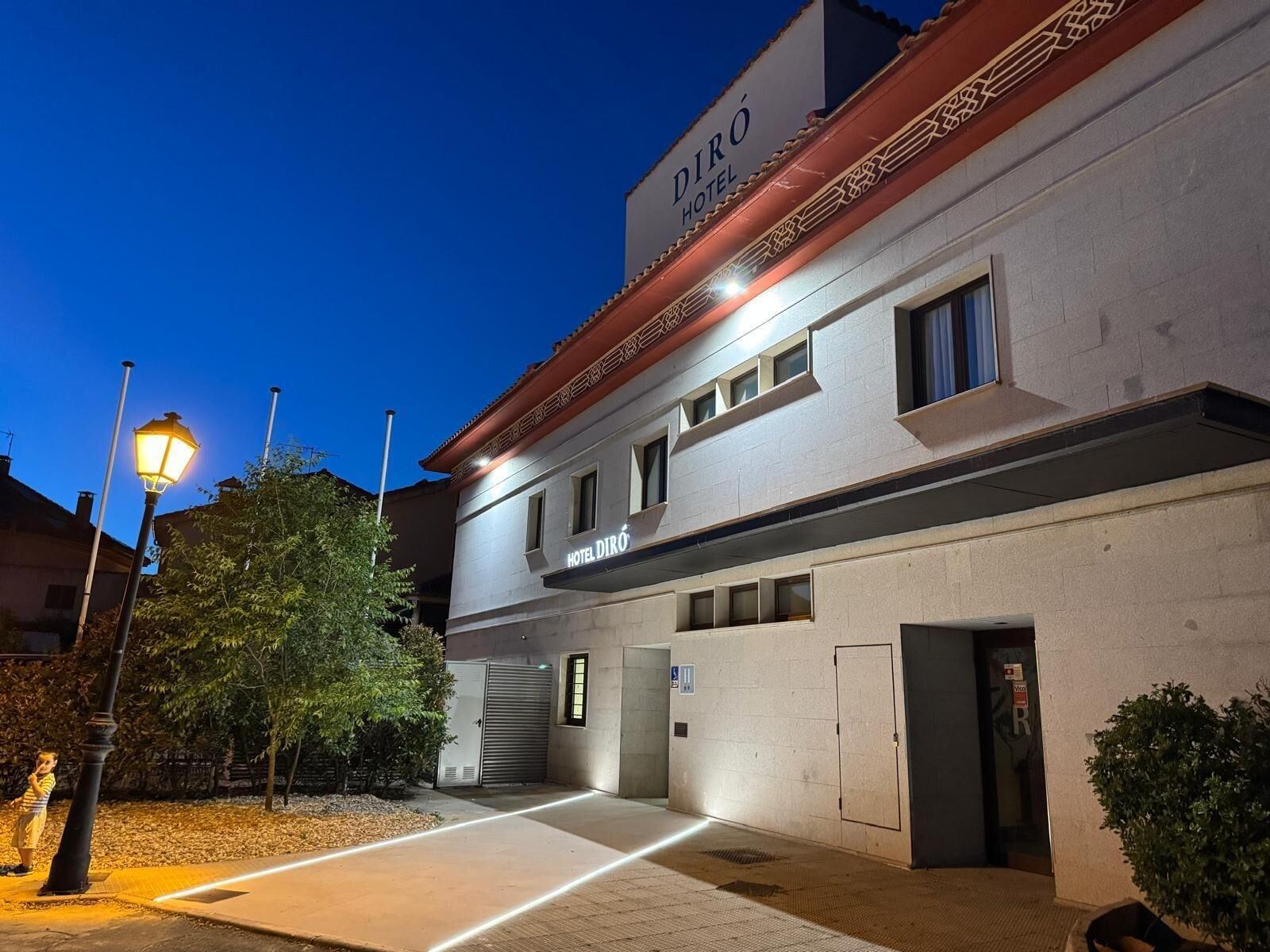 Vista Exterior Hotel Diró