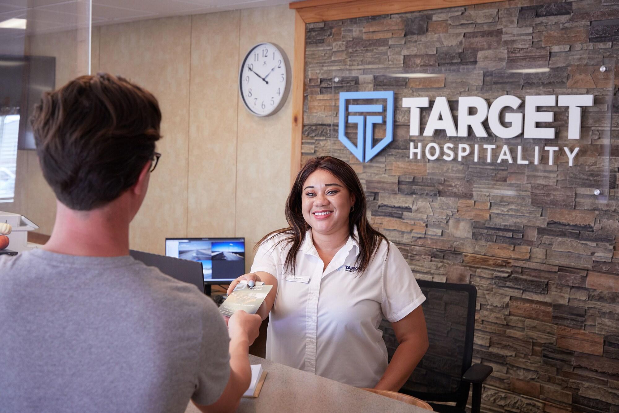 Varios Target Hospitality-Midland Lodge