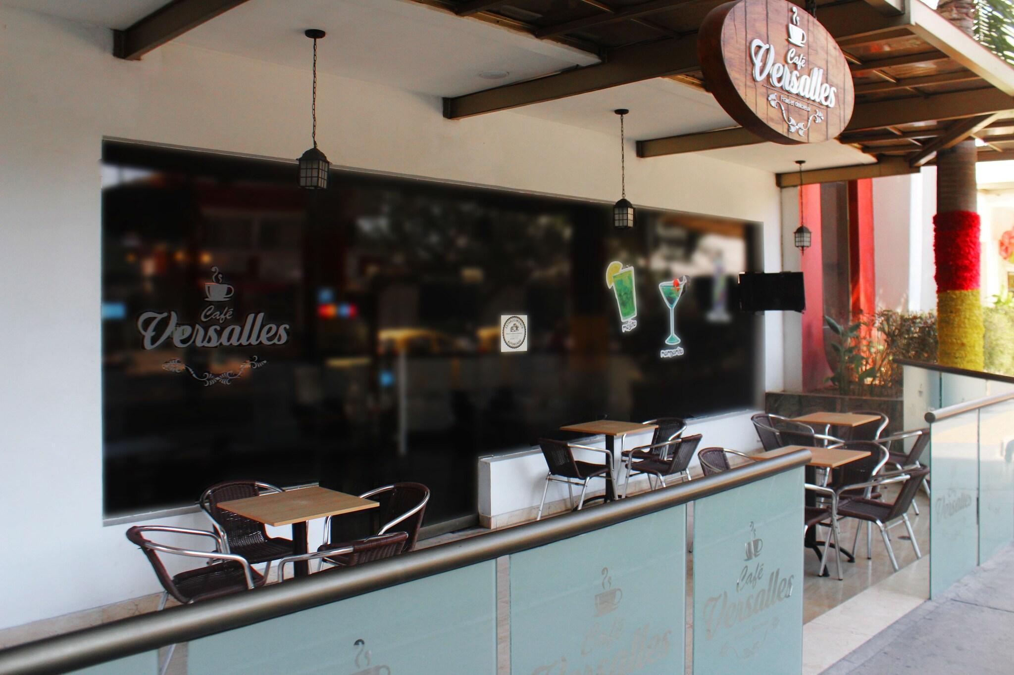 Bar/Salón Howard Johnson Hotel Versalles Barranquilla