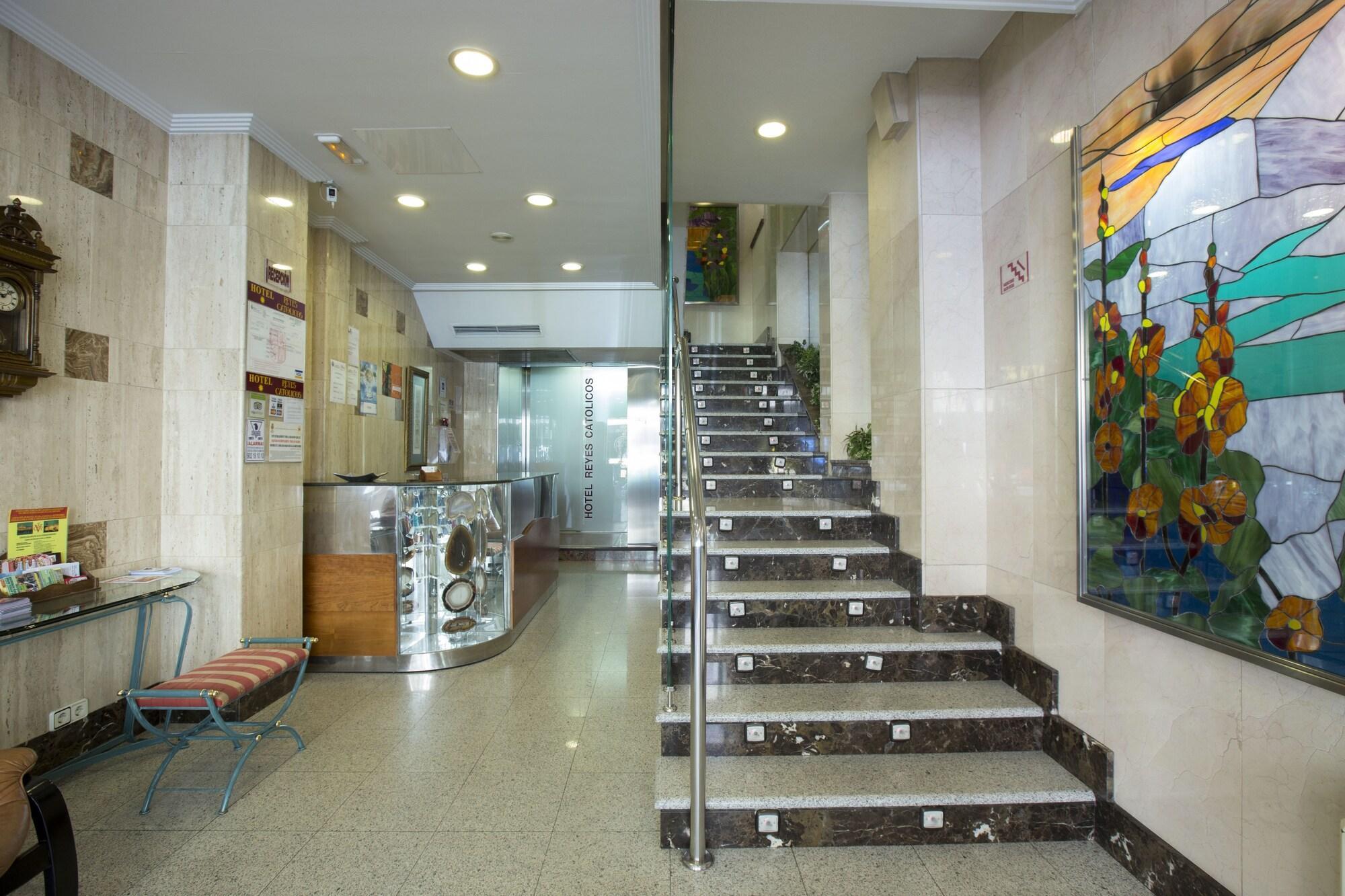Vista Lobby Hotel Reyes Catolicos