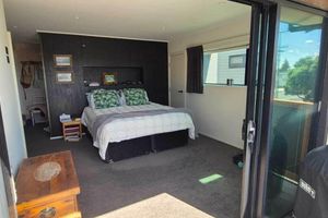 Alquiler Vacacional - Waihi Beach Wowzer: Spacious & Stylish Retreat with Sea Views & beach proximity!