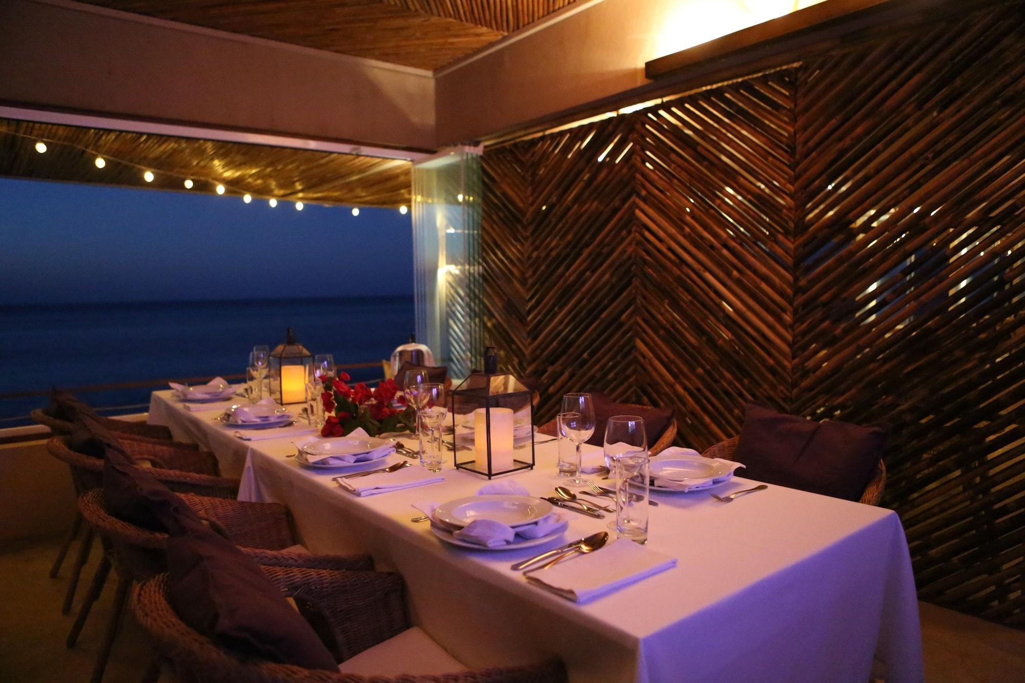 Restaurant Kirimizi - Hotel & Restaurante